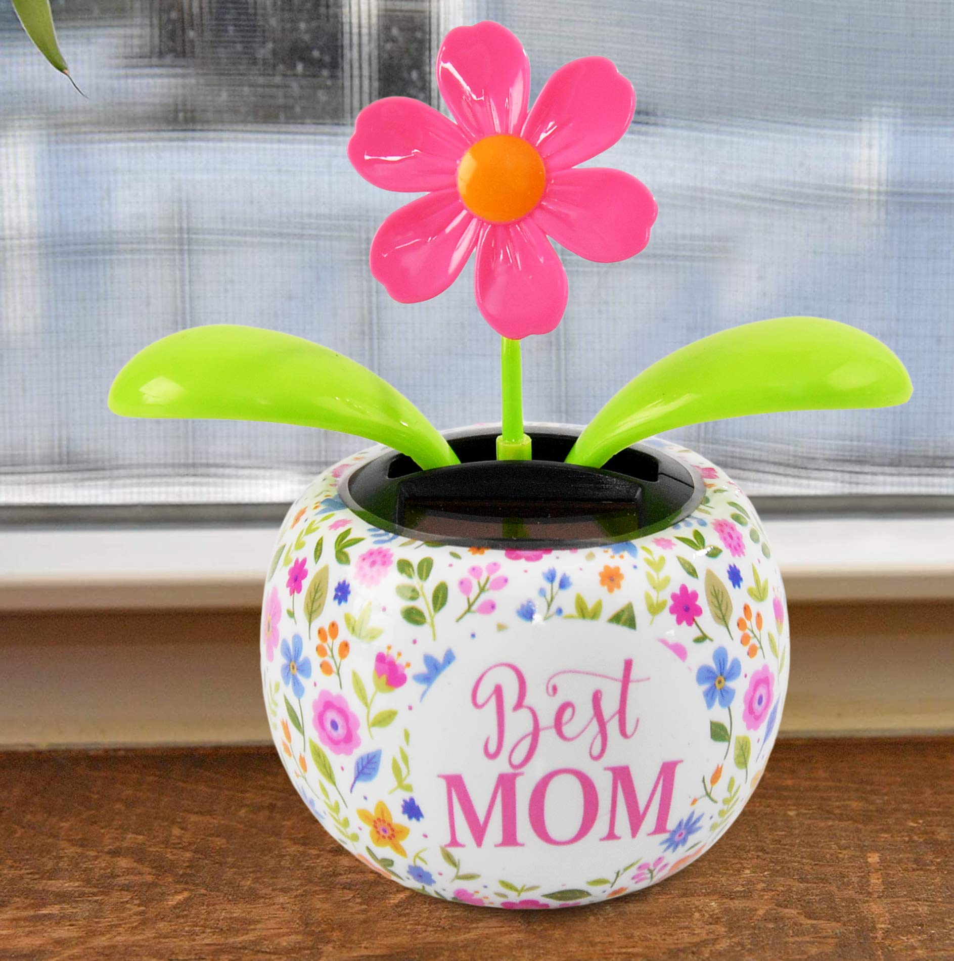 Home-X Pink Daisy Solar Dancer Figure, Solar-Powered Dancing Office Desk Decor, Windowsill or Car Dashboard Decoration