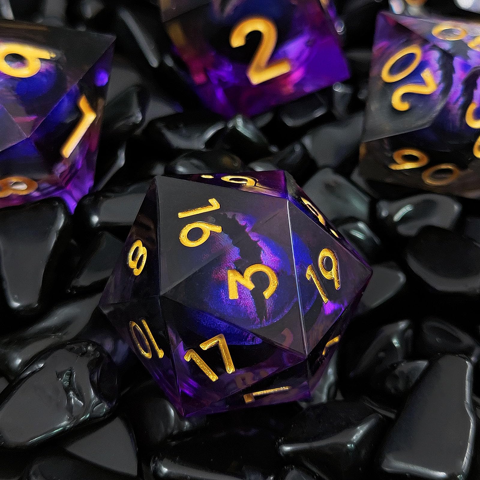 ORUZA 7 PCS Dragon Eye DND Dice Liquid Core D&D Dice Resin Sharp Edge Polyhedral D&D Dice Set for Dungeons and Dragons Role Playing Die D20 D12 D10 D8 D6 D4 D%