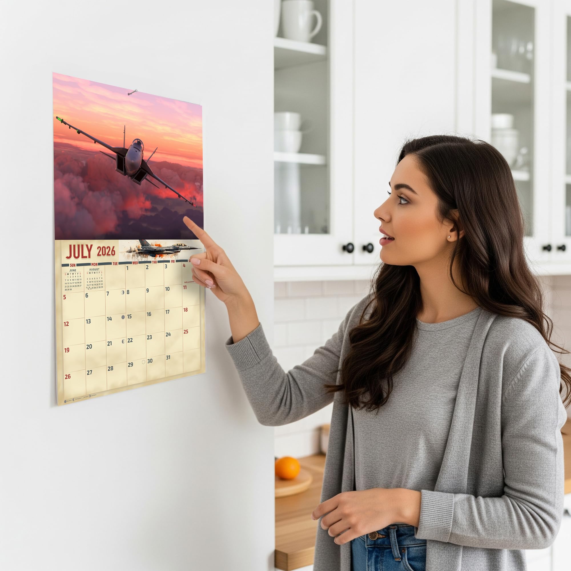 Amazon | 2026 ミリタリージェット壁掛けカレンダー 16か月 XLサイズ