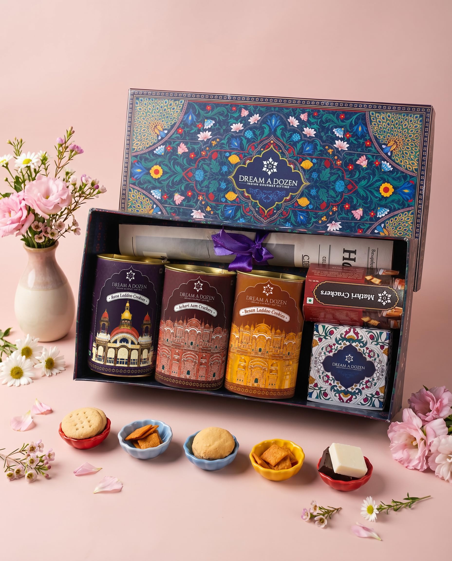 Nostalgia Mom's Recipe Box | Dream a Dozen | Premium Gift Box for