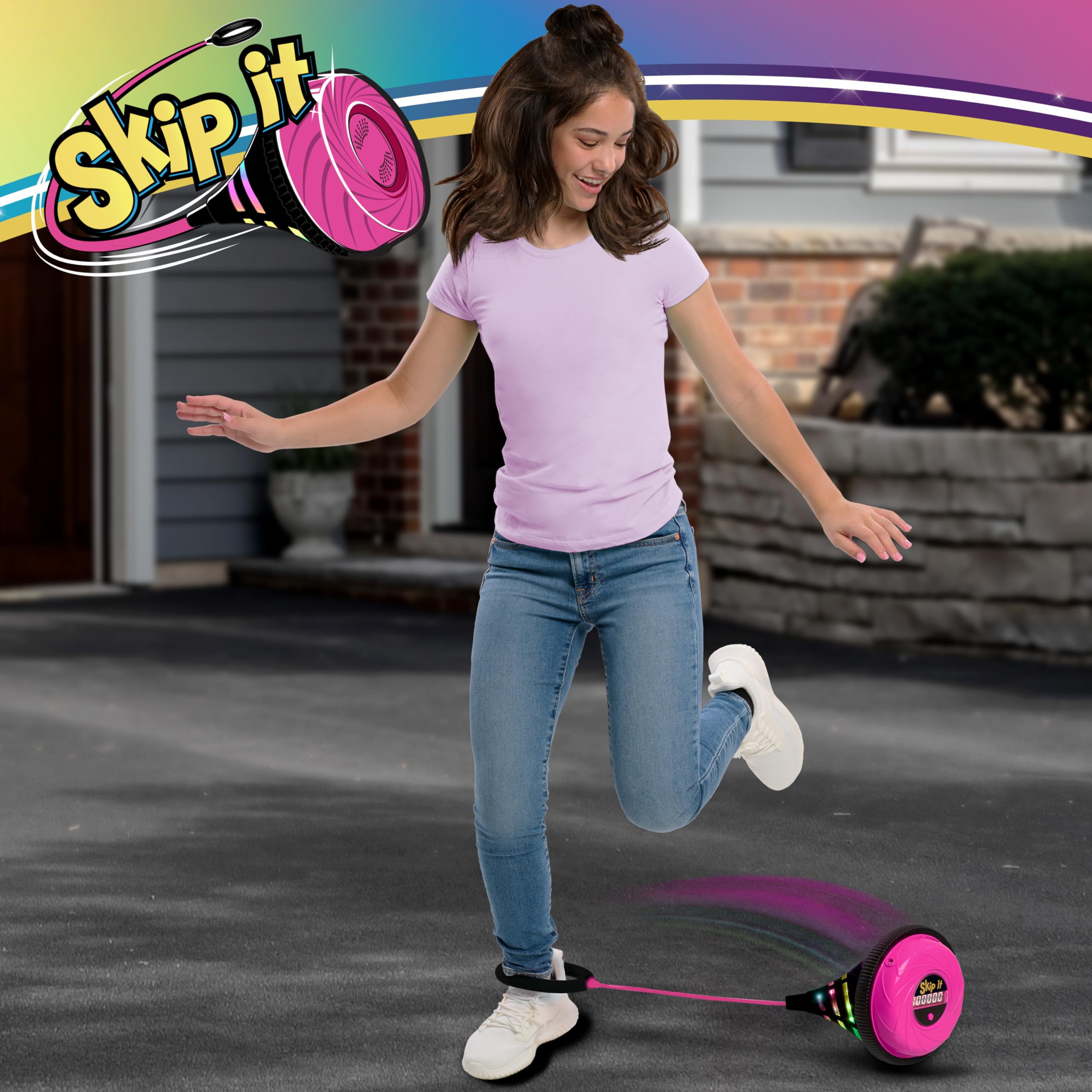 Just Play Skip It Retro Outdoorspielzeug, Leuchtender Ball mit digitalem Zähler, Pink, Weiches Schaumstoff-Ankelband, 79 cm lang, Bildschirmfreies Spiel, Ab 5 Jahren