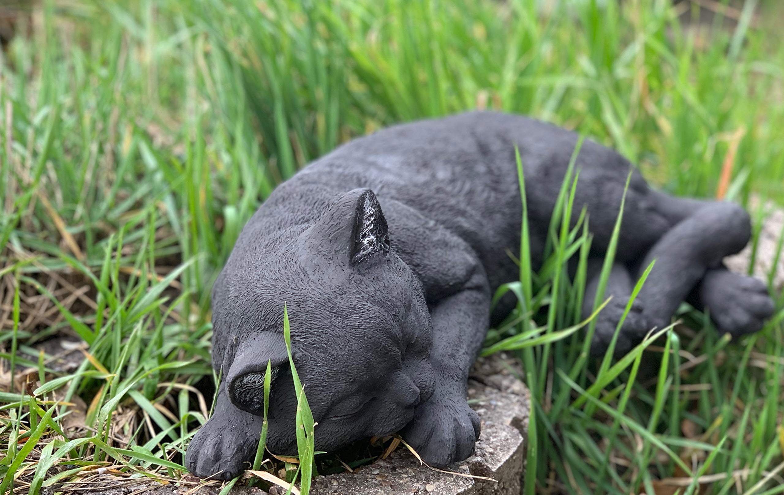 stoneandstyle Steinfigur große Schwarze Katze schlafend Gartenfigur frostfest wetterfest