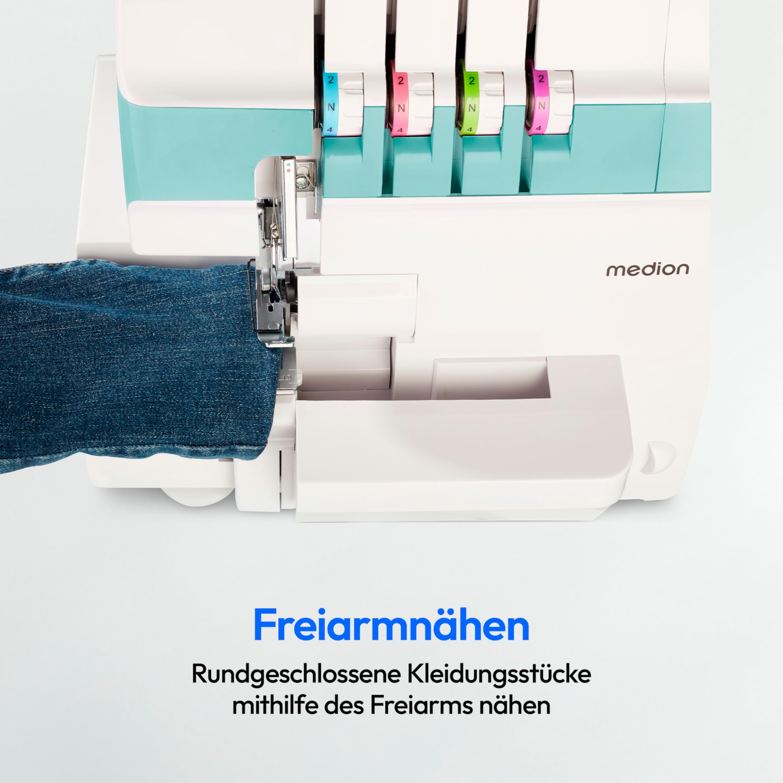 MEDION Overlock Nähmaschine SO90 (elektrisch, 90 Watt, LED Licht, mit einem Arbeitsgang schneiden, umfangreiches Zubehör, MD19169) türkis