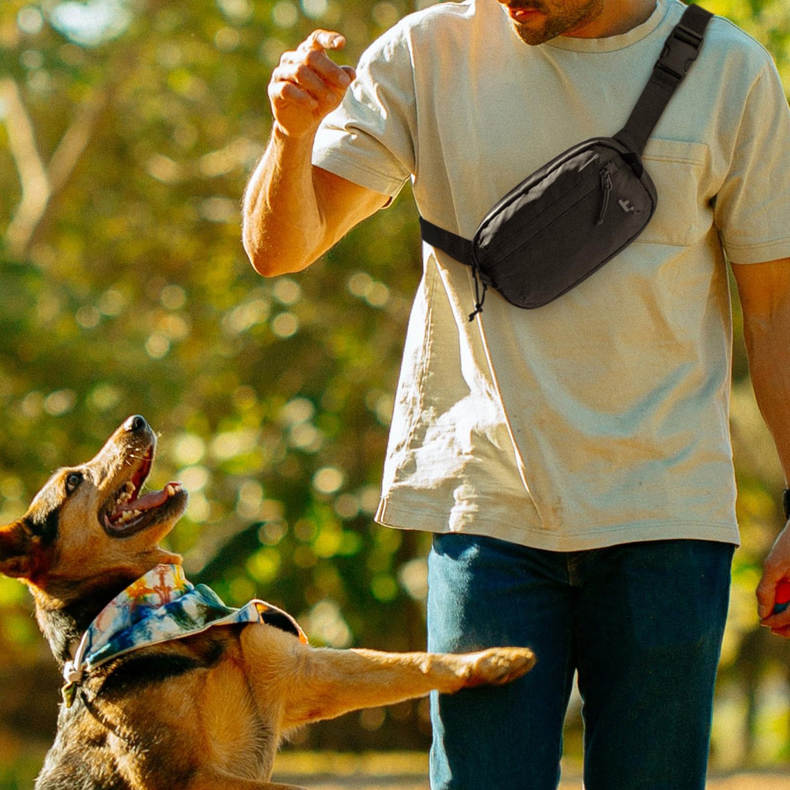 tomtoc 1,5 L Bolso Bandolera Sling Bag con Protección RFID, Riñonera Antirrobo Bolso Cruzado/Pecho Crossbody para Hombre y Mujer, Ligero y Resistente a Salpicaduras para Viajes y Uso Diario, Negra