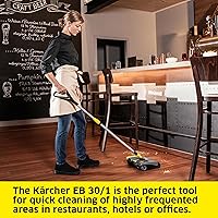 Vista 4 de Escoba eléctrica comercial Kärcher EB 30/1, barredora inalámbrica, limpiador multisuperficie, escoba telescópica, junta universal