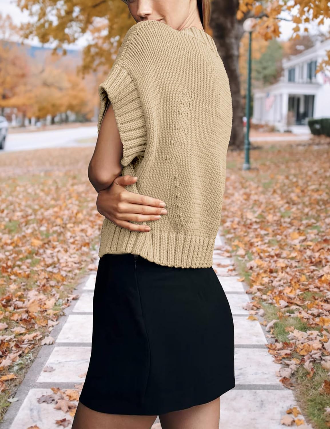 Womens Sweater Vest Mock Neck Cap Sleeve Sweater Tank Tops Cute Heart Knit Cropped Pullover Top - Image 4
