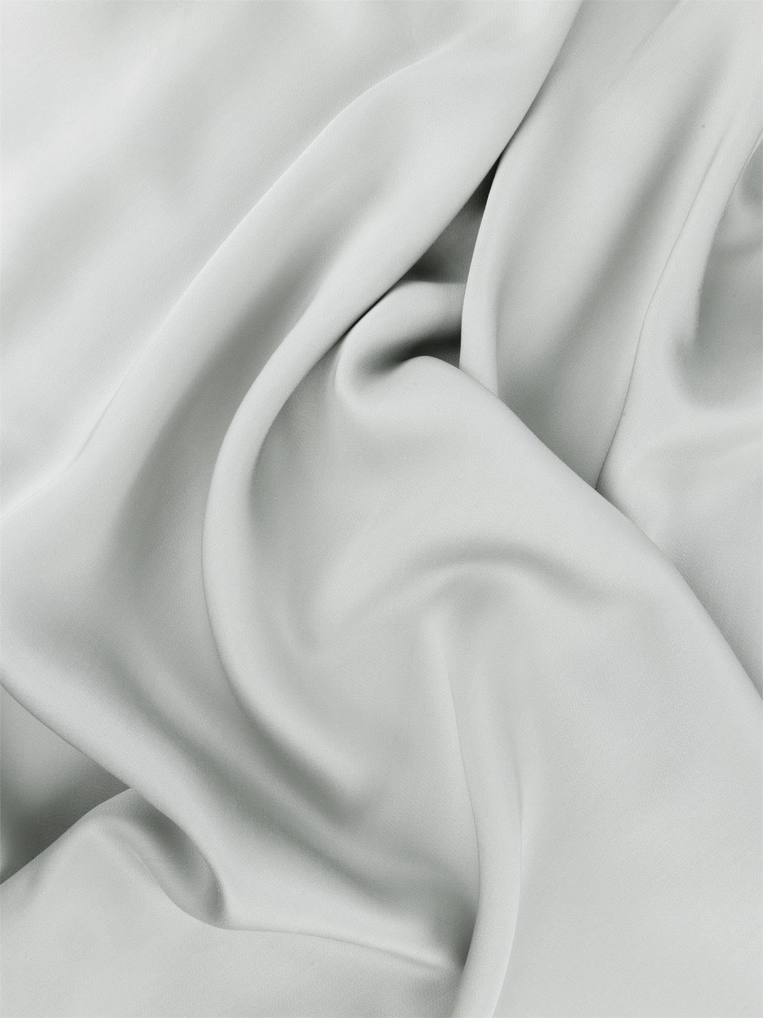 normani Bambus Bettwäsche Set aus weichem und hautfreundlichem Material – Bettbezug + Kissen mit Reißverschluss – Seiden-Touch gut für Haut und Haar Farbe Hellgrau Größe 135 x 200 + 80 x 80 cm