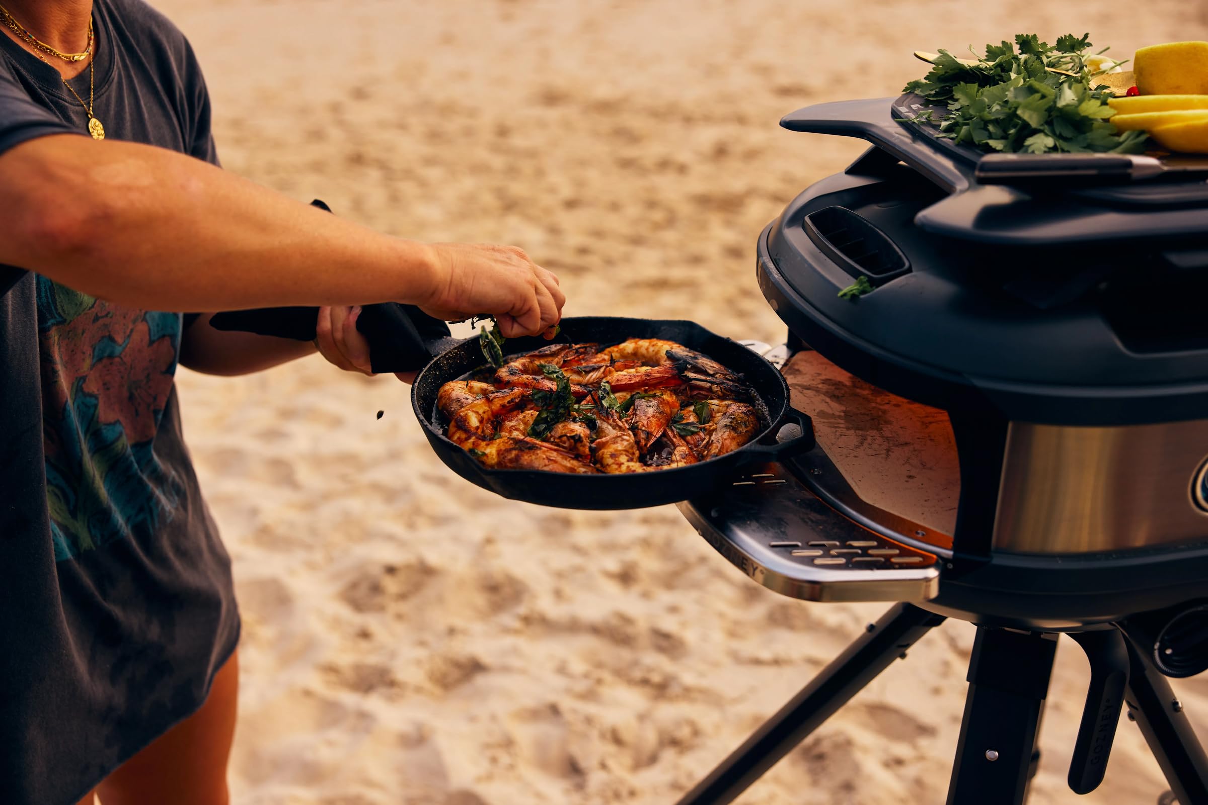 Amazon.com: Gozney Tread Oven Mantel with a Stainless Steel Shelf