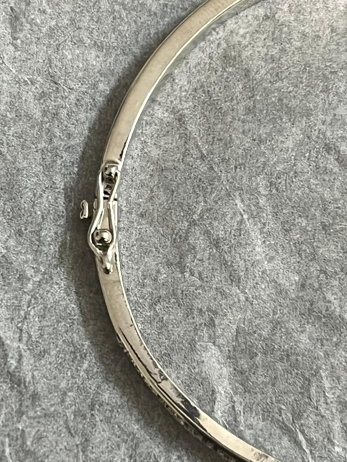 0.60Ct Diamond (IJ SI1) 18K White Gold 7 Inch Bangle Bracelet Gift For Her/Wedding/Birthday/Anniversary/Valentine