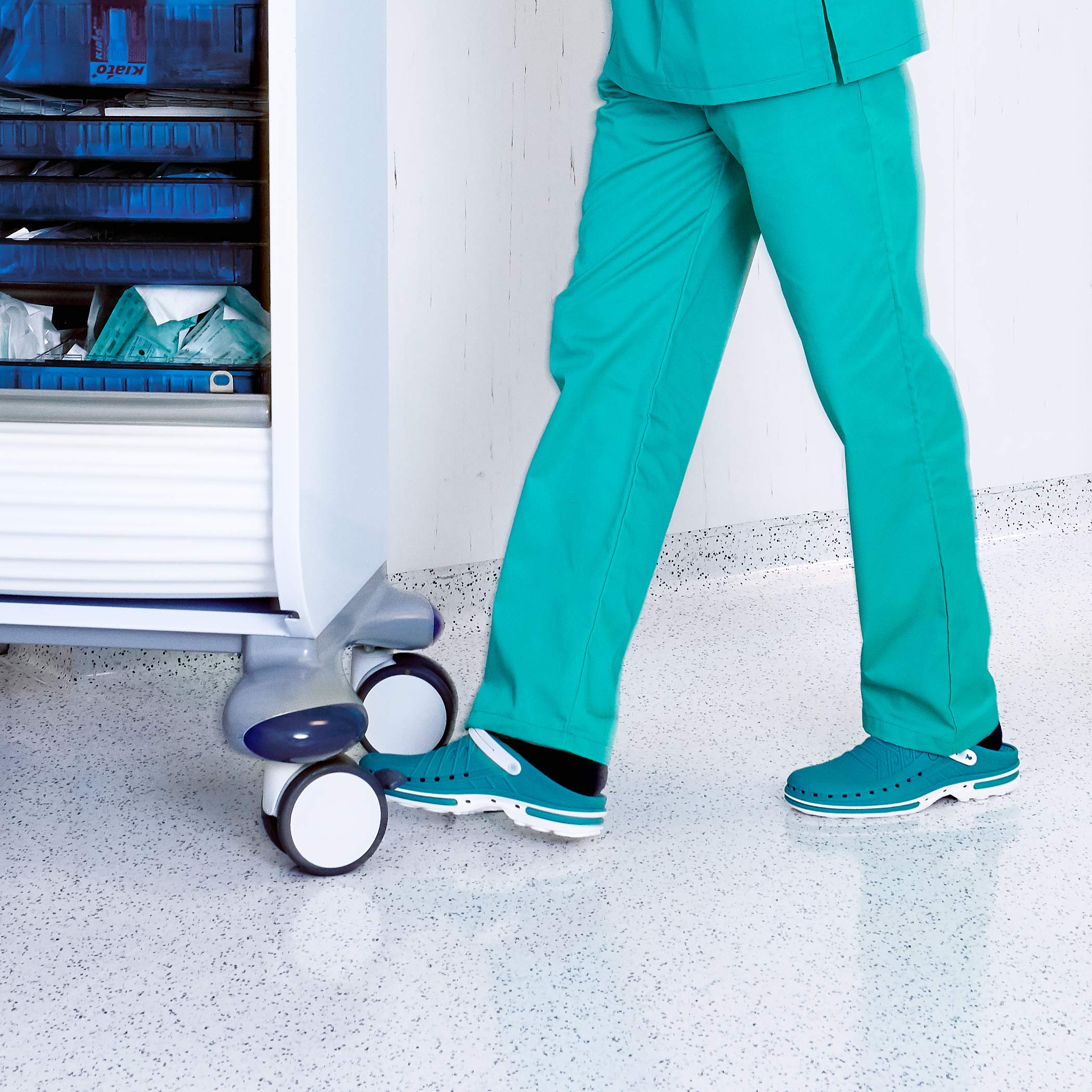 WOCK Clog con Cinturino e Steri-Tech Soletta, Zoccoli Sterilizzabili e Traspiranti per Donna e Uomo, Autoclavabili Fino a 134°C