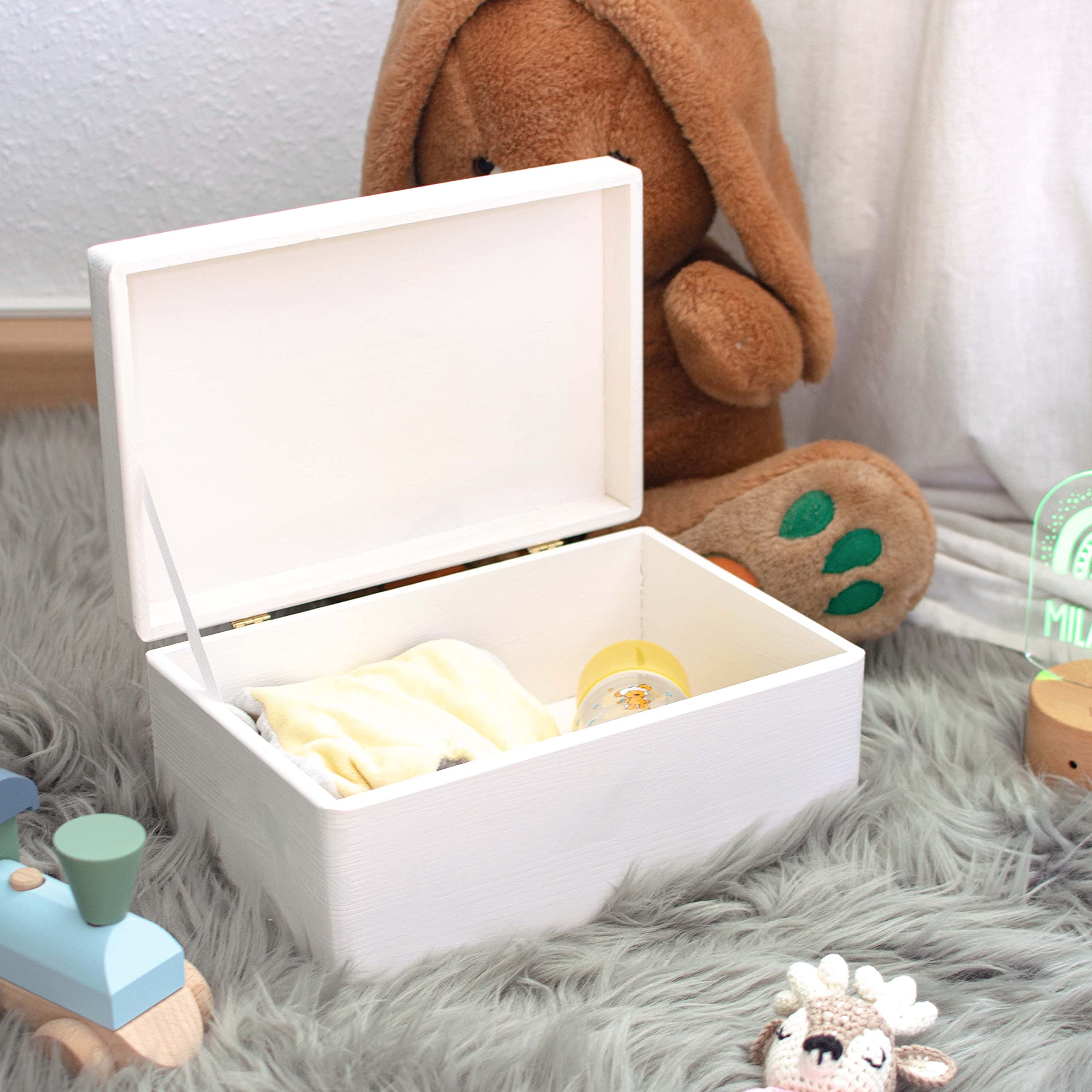 LAUBLUST Holzkiste zur Taufe - Arche Noah Farbmotiv - Personalisiertes Taufgeschenk - ca. 30 x 20 x 14 cm, Weiß, FSC®