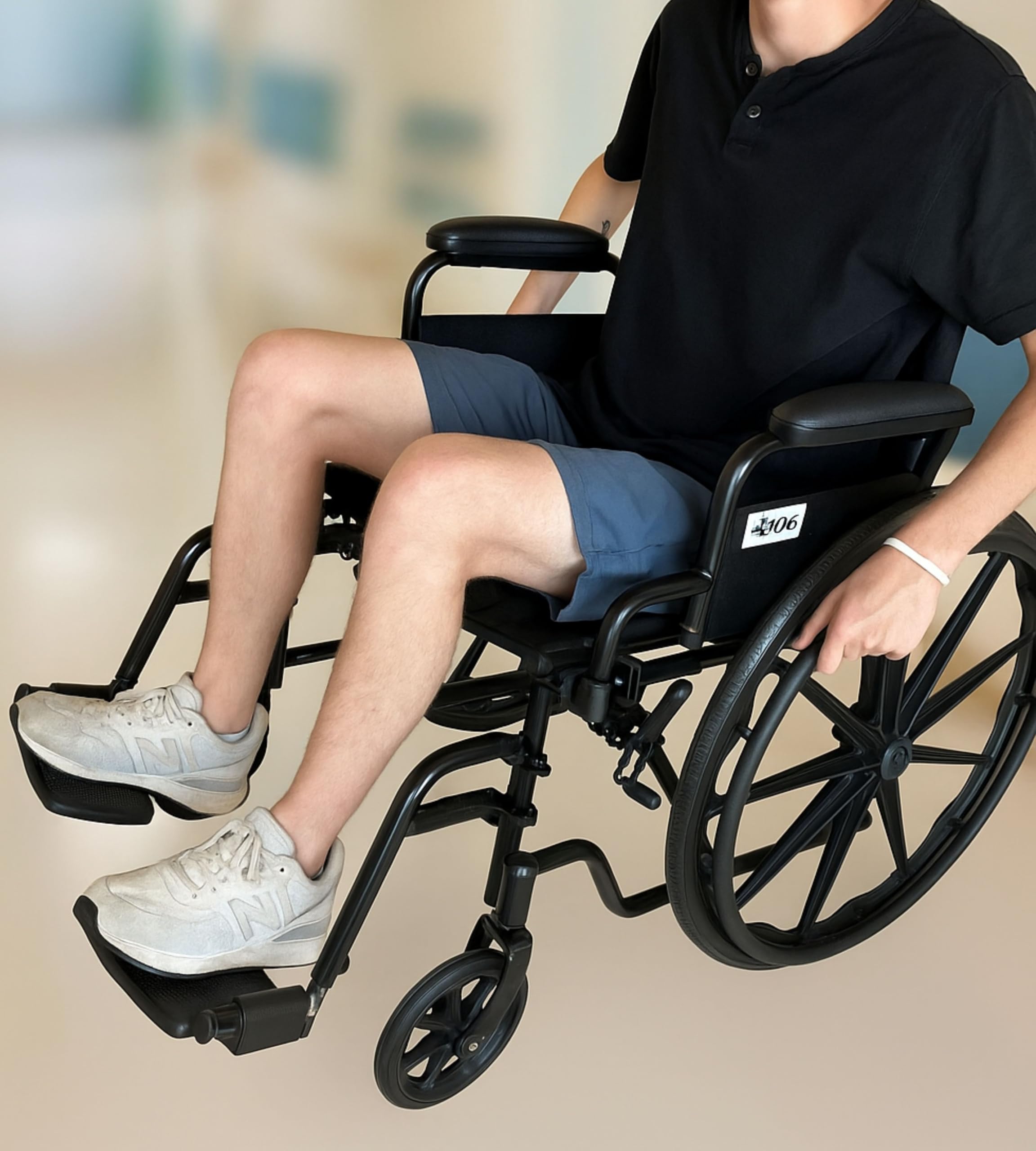 App Life Sedia a Rotelle Pieghevole Leggera ad Autospinta, Dispositivo Medico Classe I per Disabili/Anziani Acciaio con Braccioli, Pedane ribaltabili Estraibili