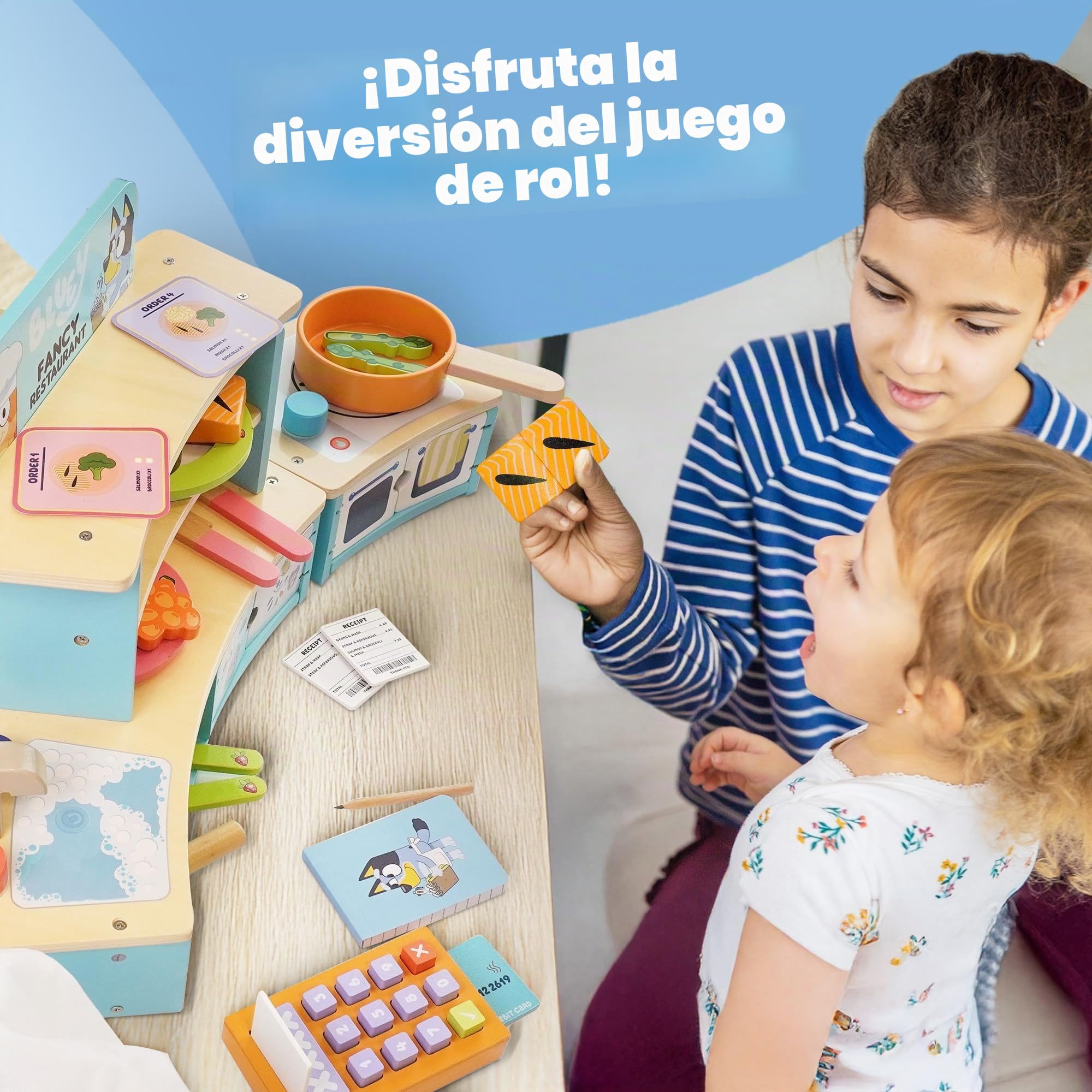 Bluey Juego de mesa para restaurante, cocina de madera para niños con horno, fregadero, nevera y accesorios de cocina, juguete de madera certificado FSC para juegos de rol imaginativos, a partir de 3