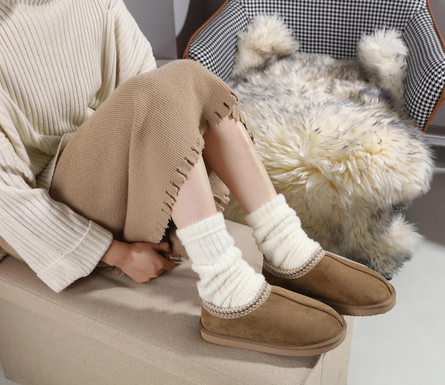 SMajong Women's Fuzzy Slippers Cozy Memory Foam House Shoes Winter Warm Loafer Slippers Indoor - Image 2