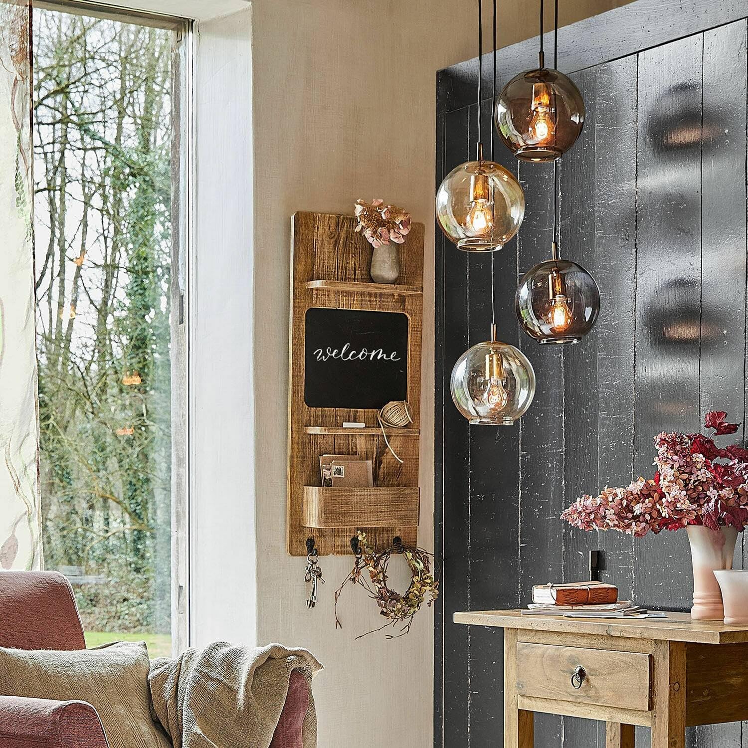 Loberon Wand-Organizer Seraphique, mit Beschreibbarer Tafel, mit Sammelfach und Aufhängehaken, Ordnungshelfer, Organisation, Mangoholz, Eisen, braun/schwarz
