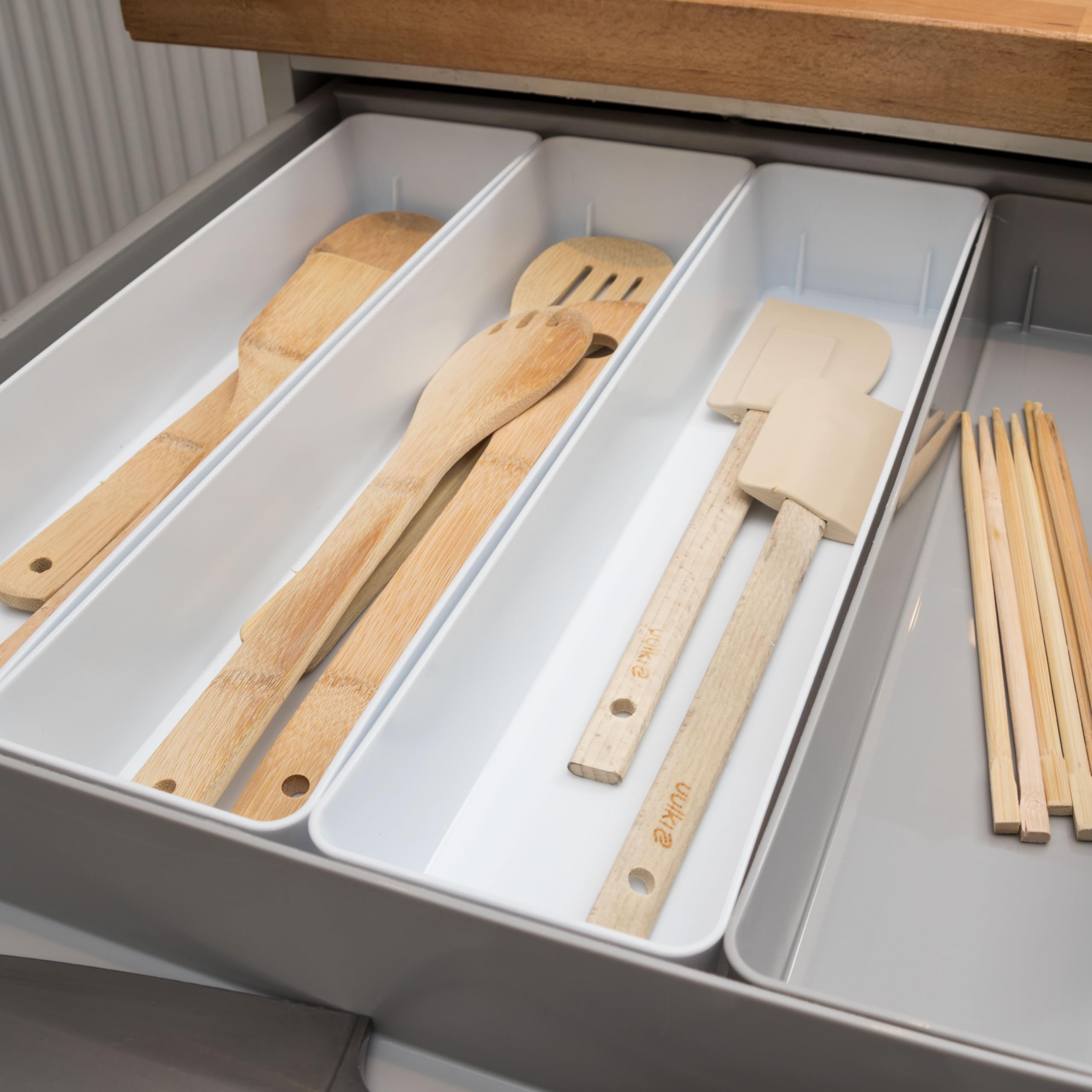 3x Ordnungsboxen - 6 cm hoch - GRAU - 40x10x6cm - 2 Liter - Ordnungskorb - Schubladenorganizer Schublade - Organizerbox - Ordnungssystem Kunststoff - Aufbewahrung Bad Korb Schrank Schreibtisch Kiste
