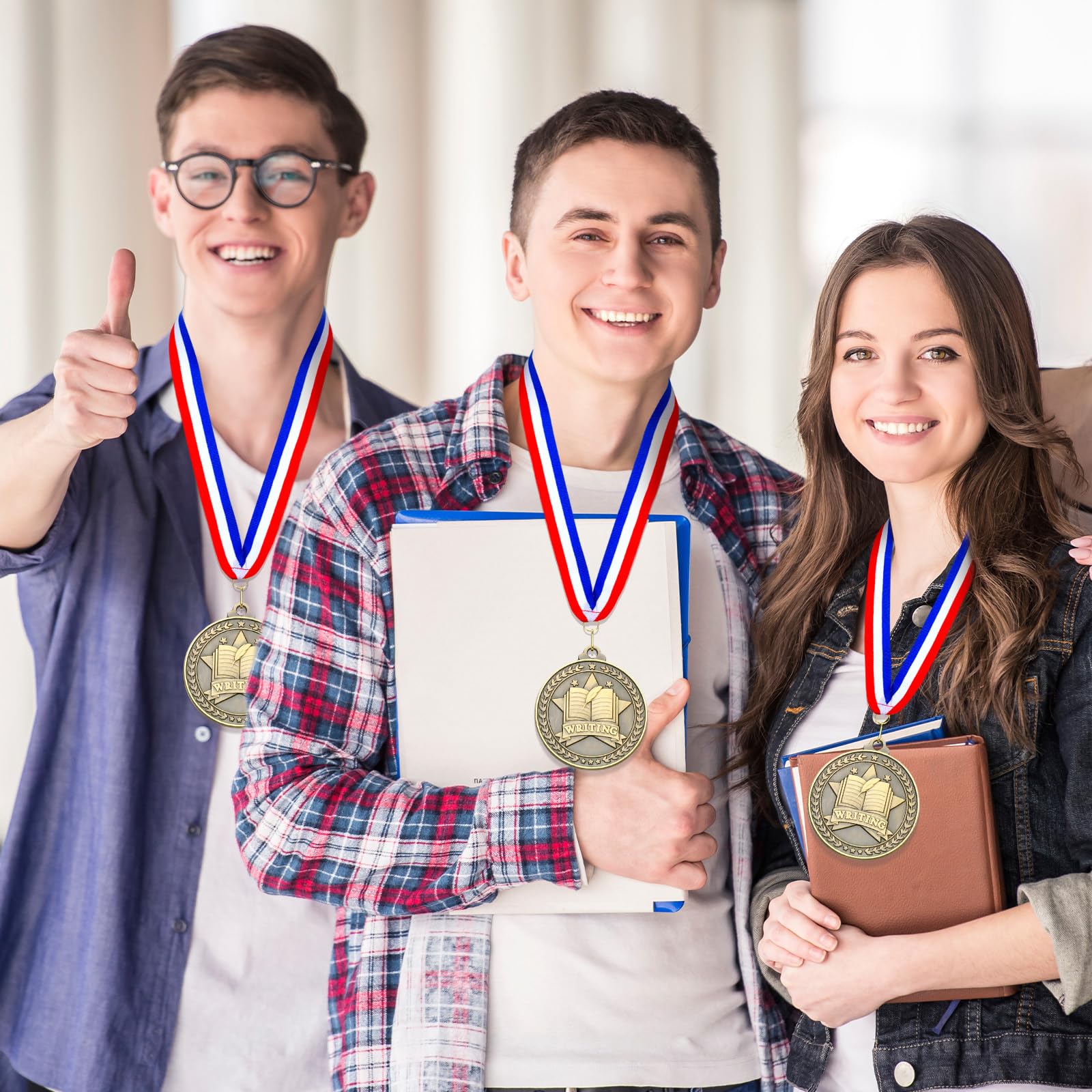 Quelay 30 medallas de premio de 2 pulgadas, medallas de oro a granel con cintas para el cuello, trofeo de metal, regalo para torneos, competiciones, fiestas, niños y adultos (escritura)