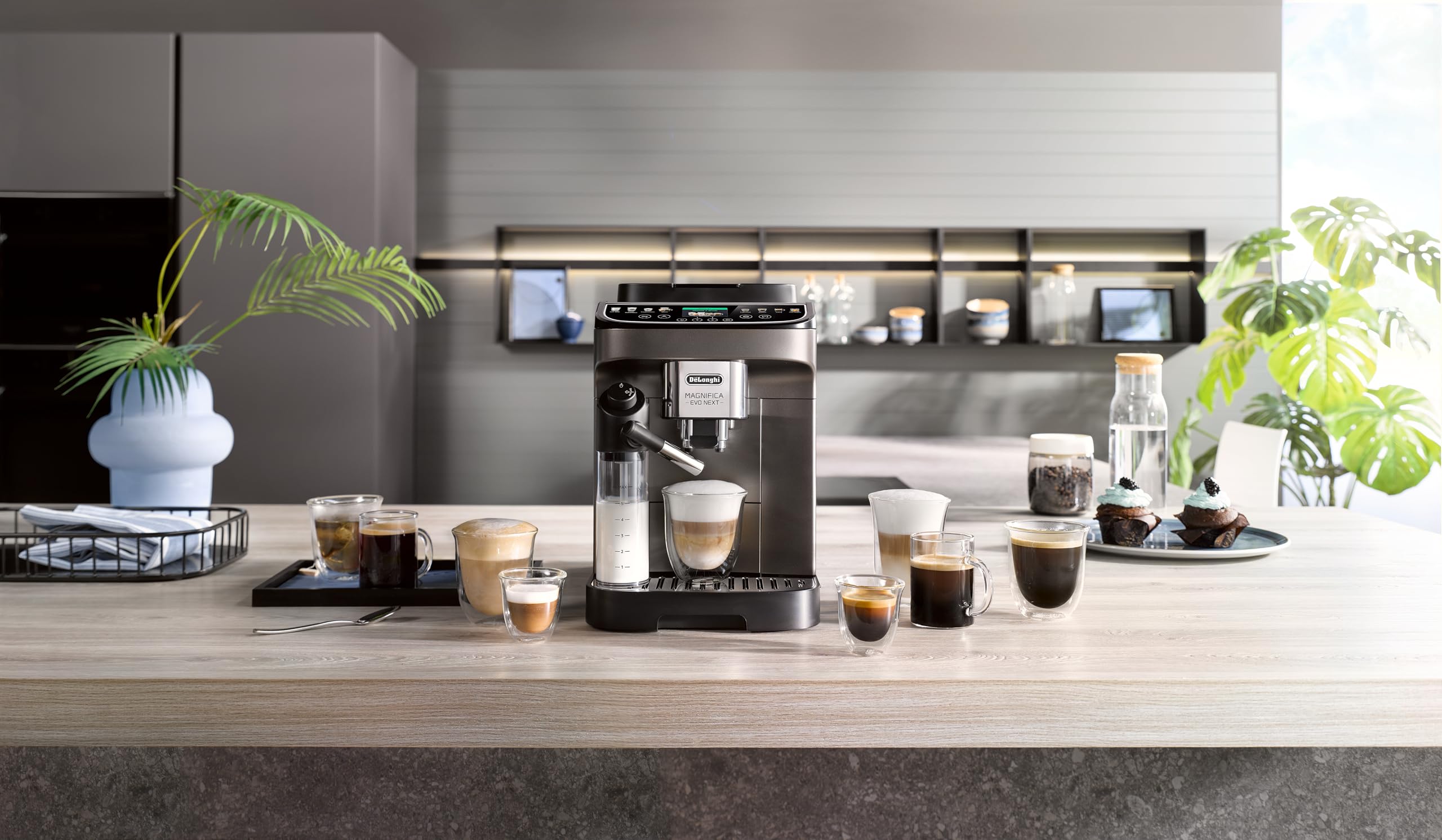 De’Longhi Magnifica Evo Next Kaffeevollautomat mit LatteCrema, 13 One-Touch-Getränke, Touch-Display, Titan ECAM312.80.TB