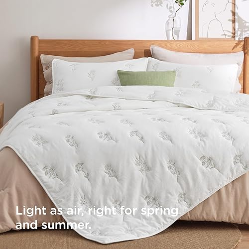 Vista 195 de Bedsure - Juego de colcha tamaño individual extralargo, ultrasónico suave, diseño de trébol, colcha ligera para todas las estaciones
