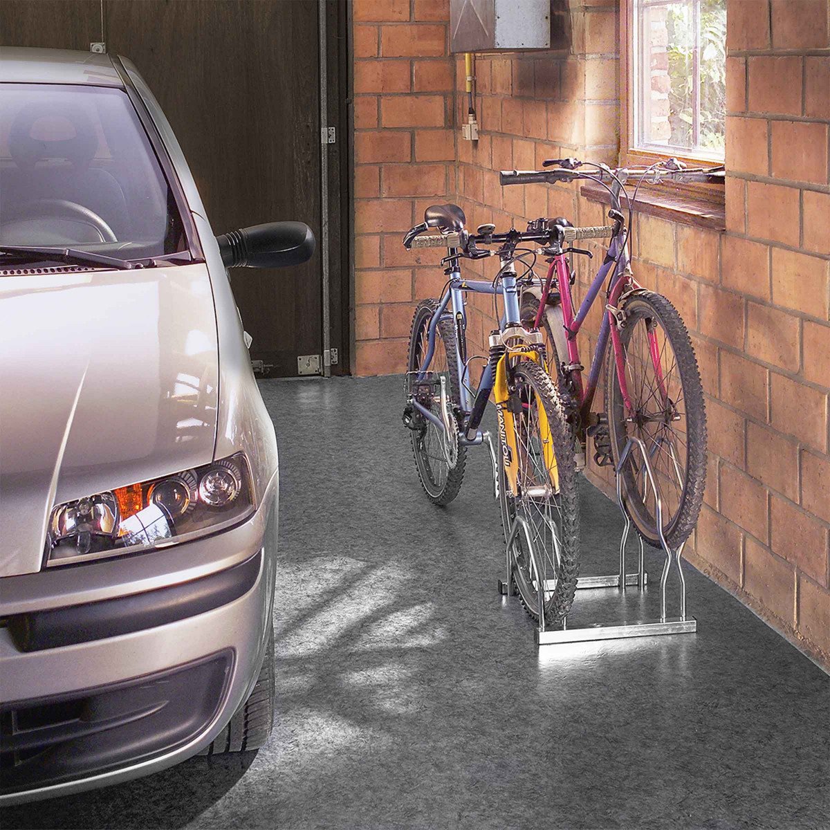 Mottez - Rastrelliera portabiciclette per 2 Bici a 2 Livelli