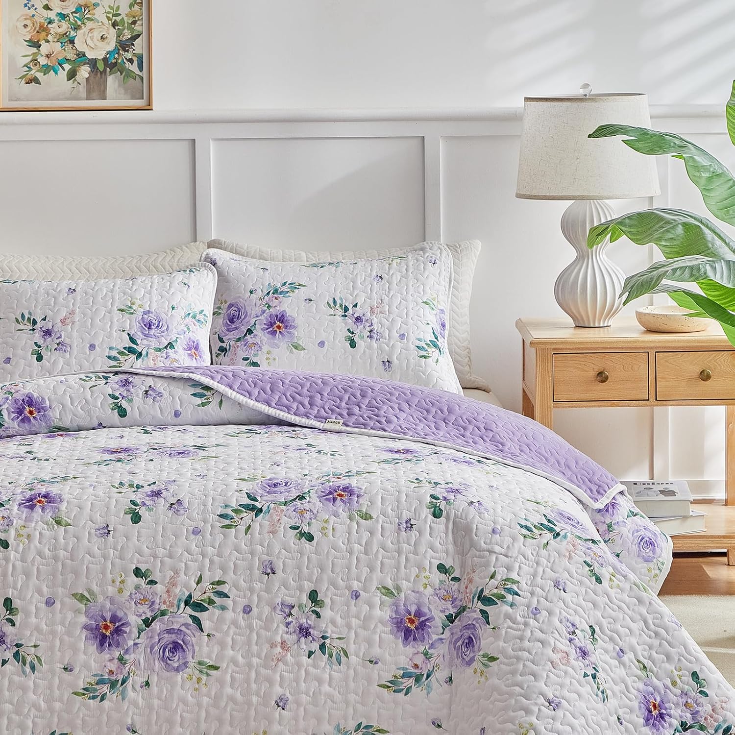 Floral Quilt Set 3 Pieces Queen Size White Purple Flower with Green Leaves Soft Microfiber Lightweight Summer Reversible Coverlet Bedspread for All Season -1 Quilt 88*88 + 2 Pillow Shams