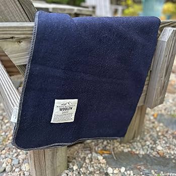 Amazon.com: Lodge Twin Blanket - 80% Recycled Wool - Buffalo Plaid