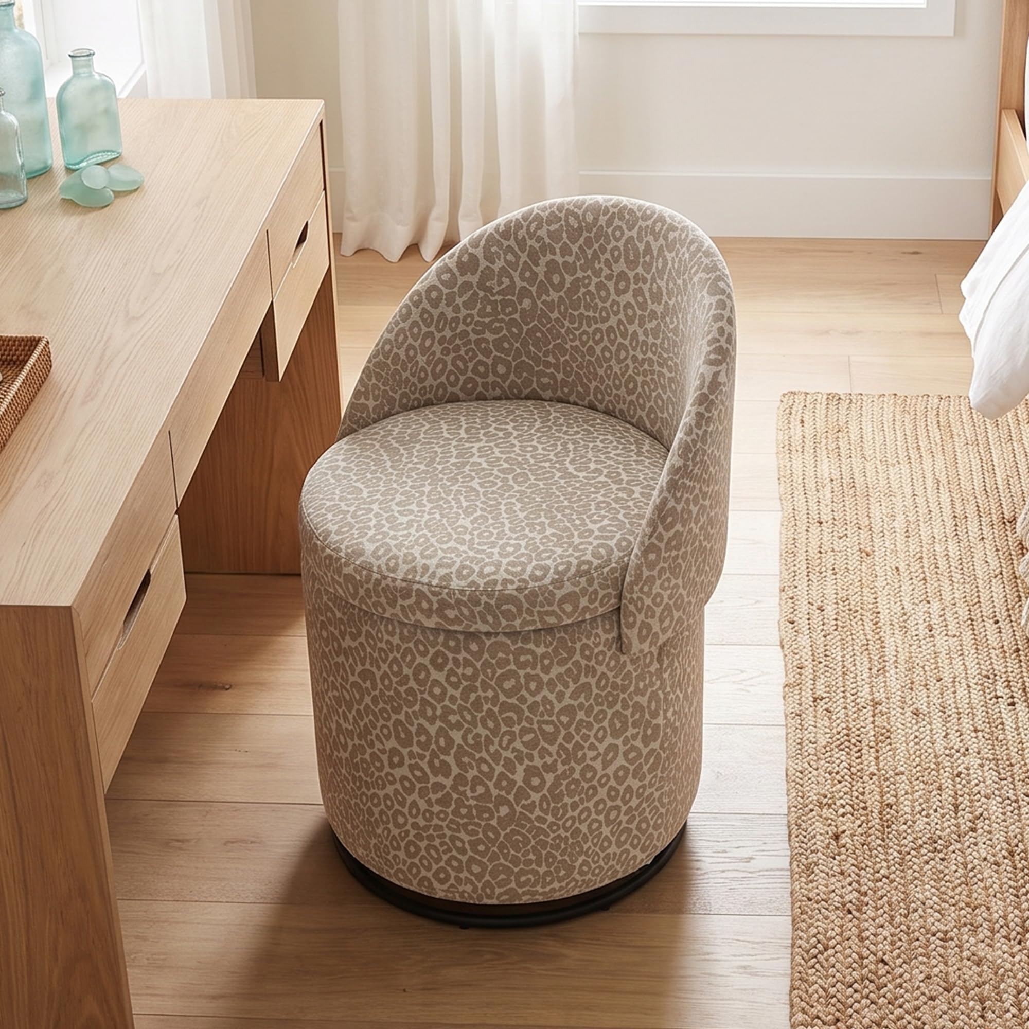 LukeAlon Makeup Ottoman with Storage