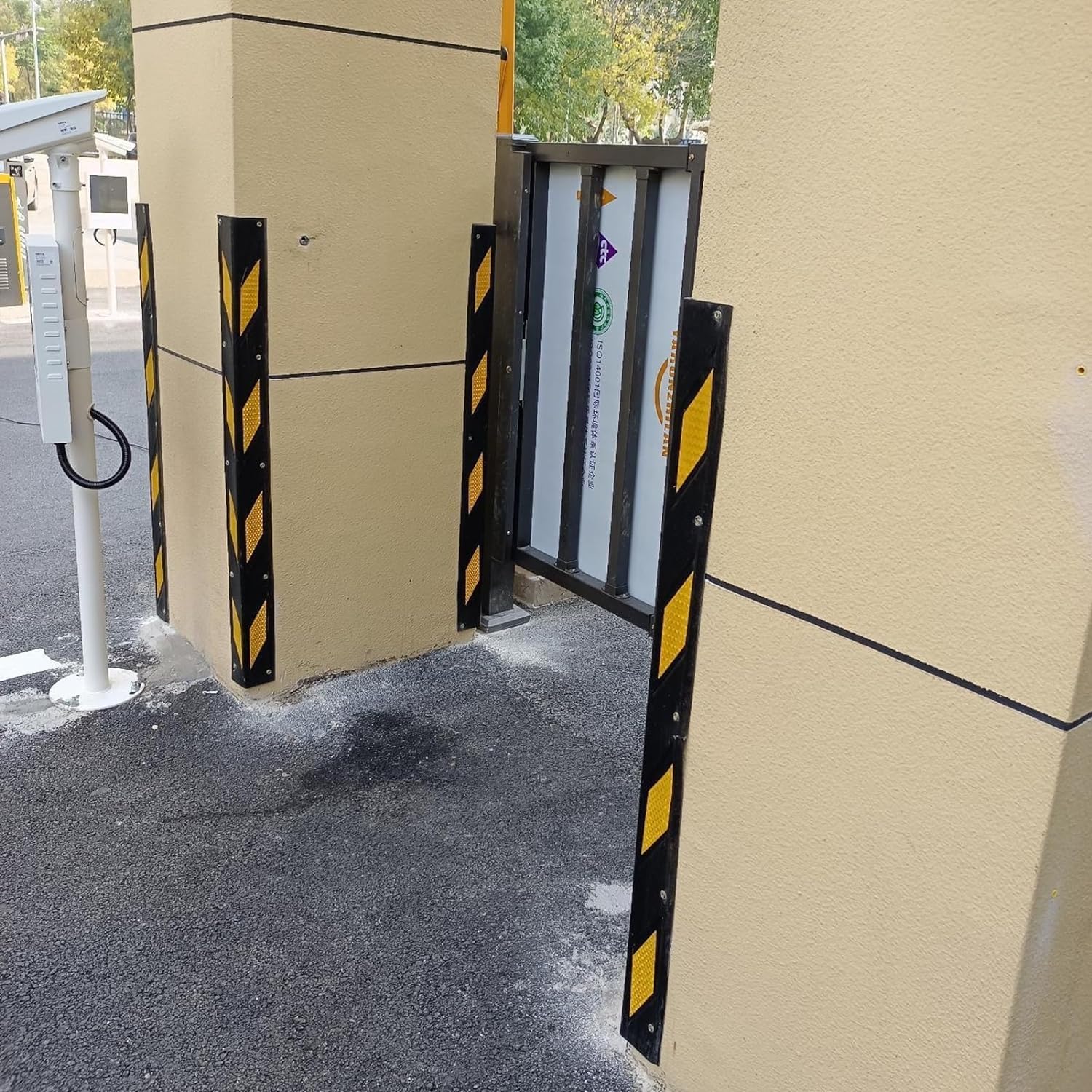 Garage Wall Protector,Wall Corner Protector, Reflective Rubber Bollard Bumper Strip, Garage Protective Corner Guard, 1cm Thick,Yellow,1pcs,120cm