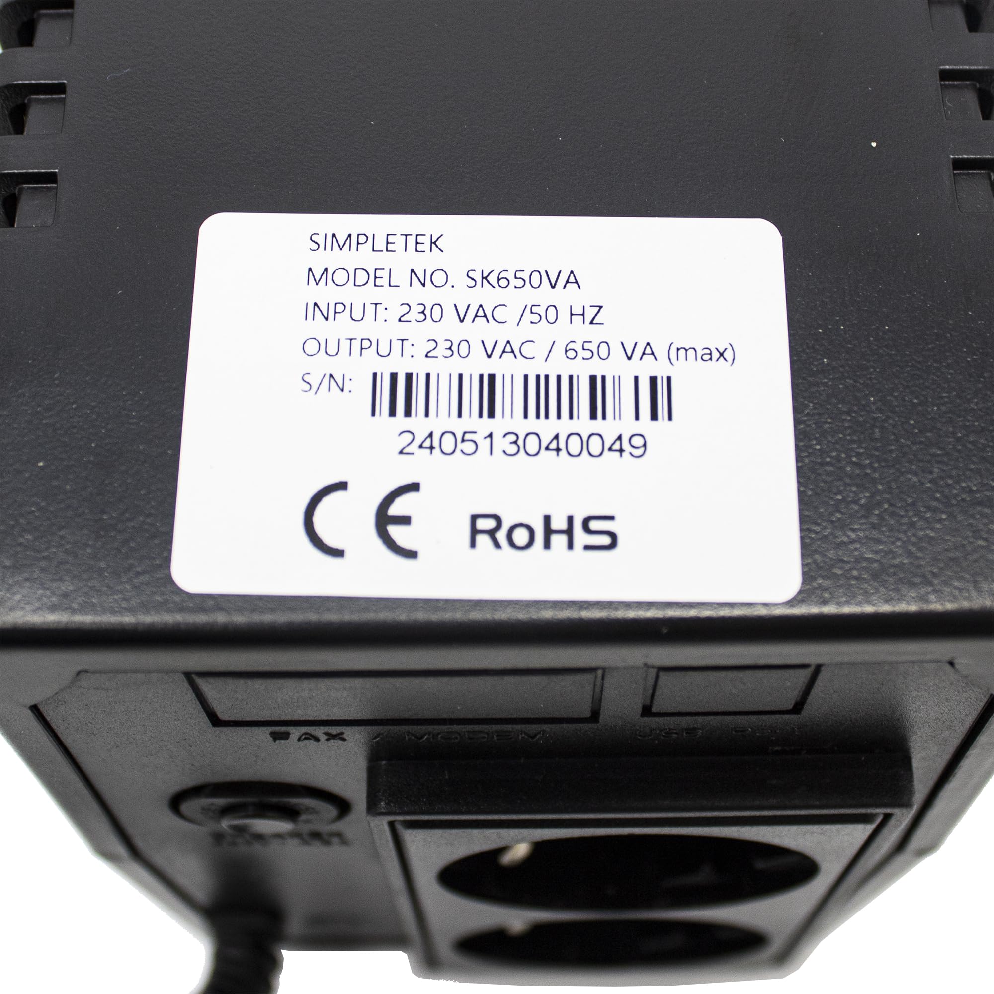 SIMPLETEK - Zasilacz awaryjny UPS 650VA 390W 2 gniazda AVR ochrona przeciwprzepięciowa do PC Modem monitora DVR | SK650VA A650VA | Zintegrowany kabel zasilający