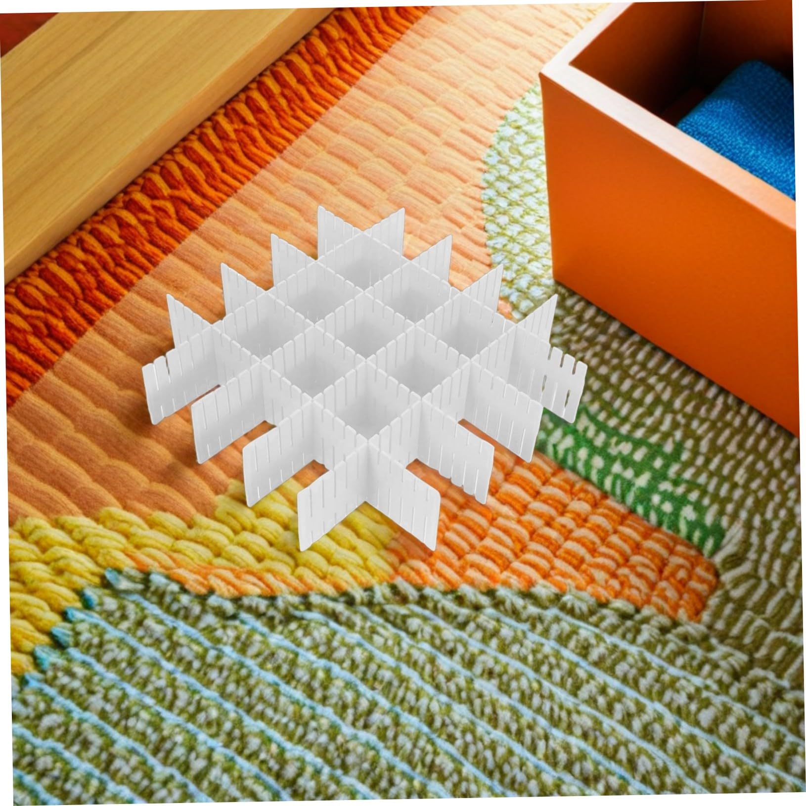 Mobestech 16 Pezzi Divisori Regolabili per Plastica Bianco Opaco Organizer Griglia per Biancheria Calze Sciarpe e Cosmetici Separatore e Facile da Personalizzare
