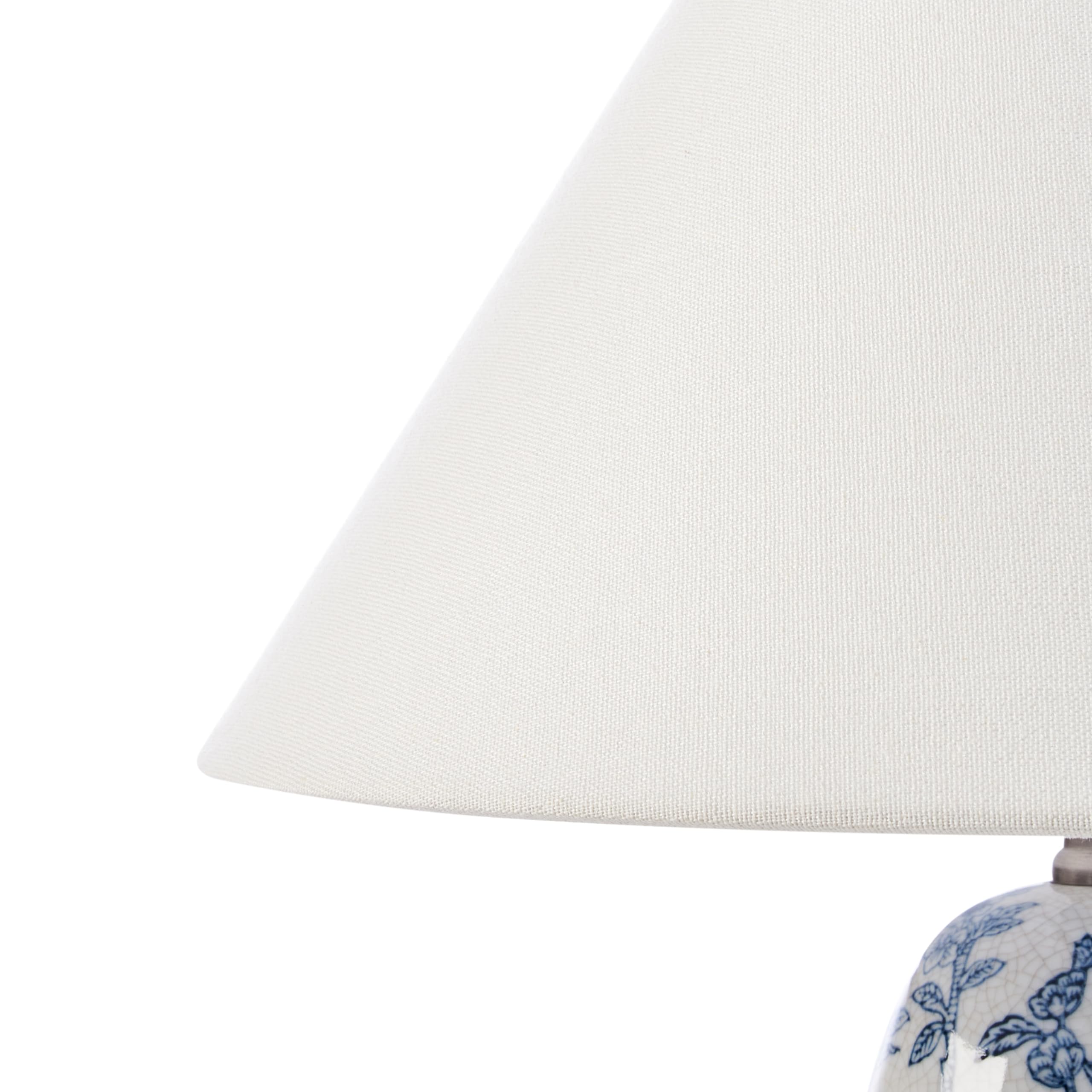 Beliani Elegante lampada da tavolo con base in porcellana Patten floreale Paralume a campana in lino Illuminazione bianco e blu