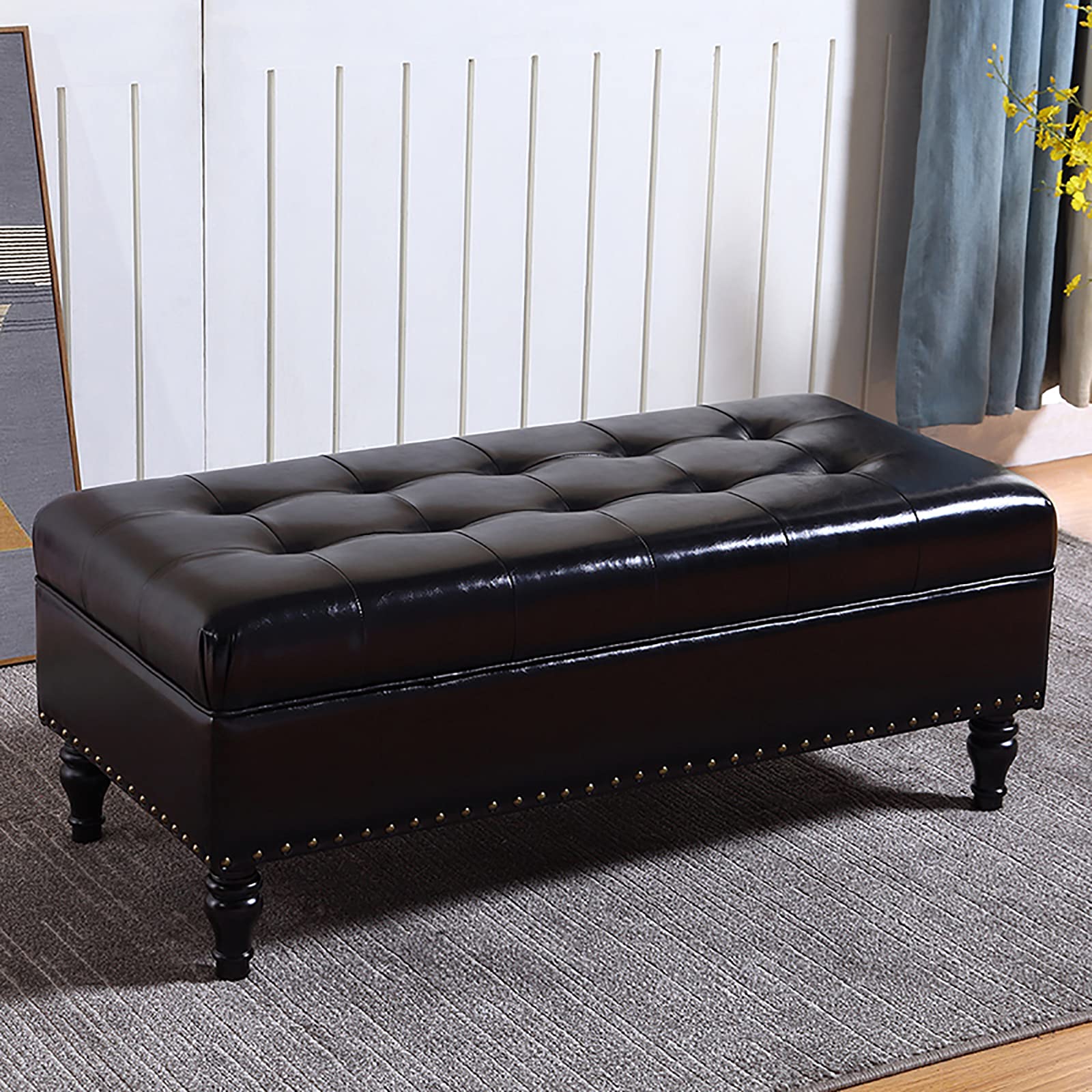 Repose-pieds ottoman en bois massif pour optimiser le confort de votre salon ou chambre