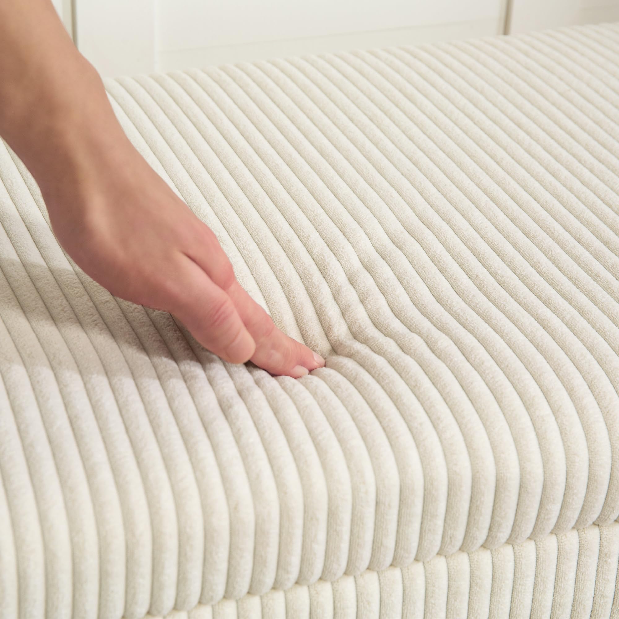 HOMCOM Puff Almacenaje, Banco Almacenaje, Capacidad de 84 L, 112x42x40 cm, Taburete Reposapiés, Tapizado en Pana, Pie de Cama, Carga 220 kg, para Sala de Estar, Dormitorio, Entrada, Beige