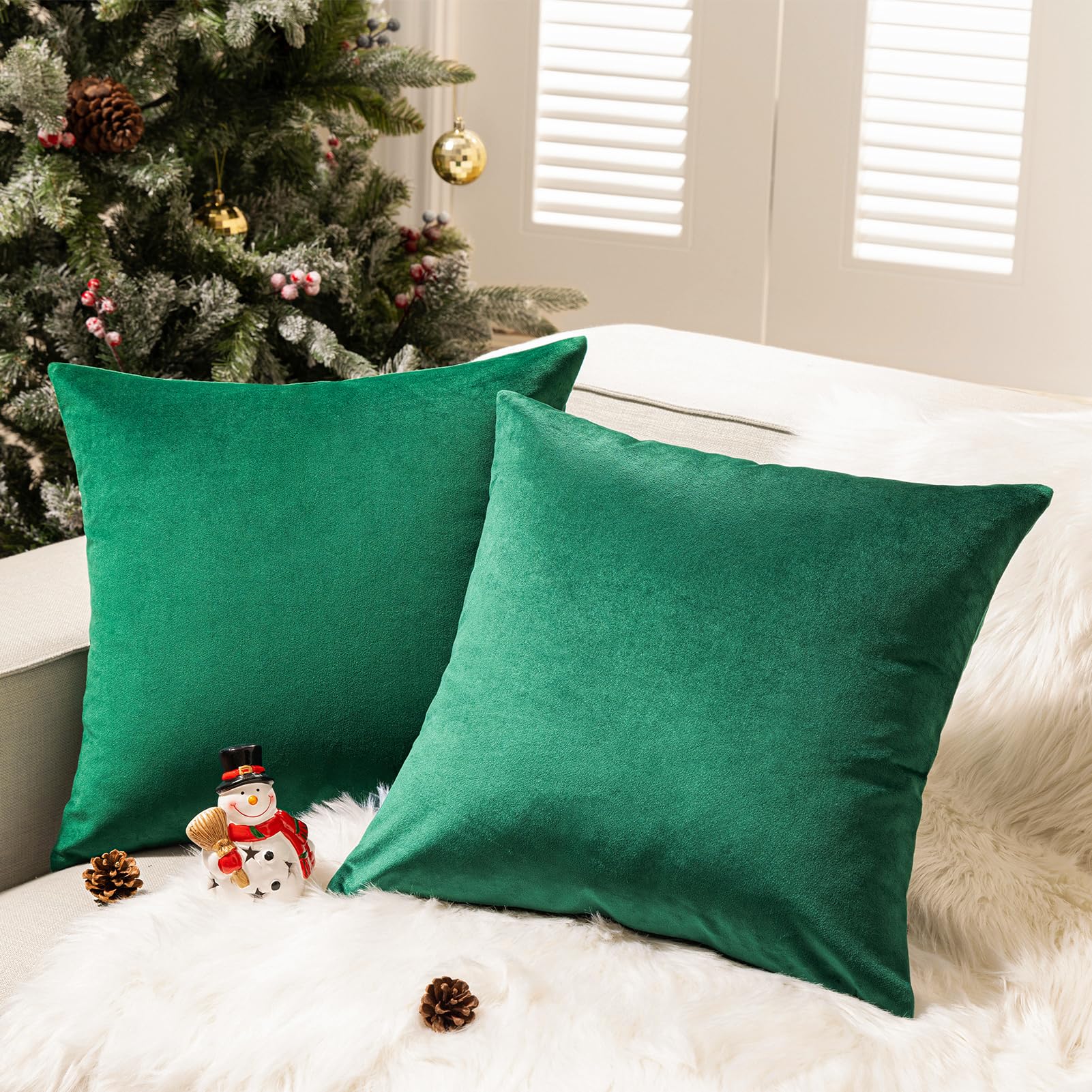Phantoscope Pack of 2 Velvet Decorative Throw Decorative Pillow Cover Soft Solid Square Cushion Case for Couch Christmas Green 20 x 20 inches 50 x 50 cm