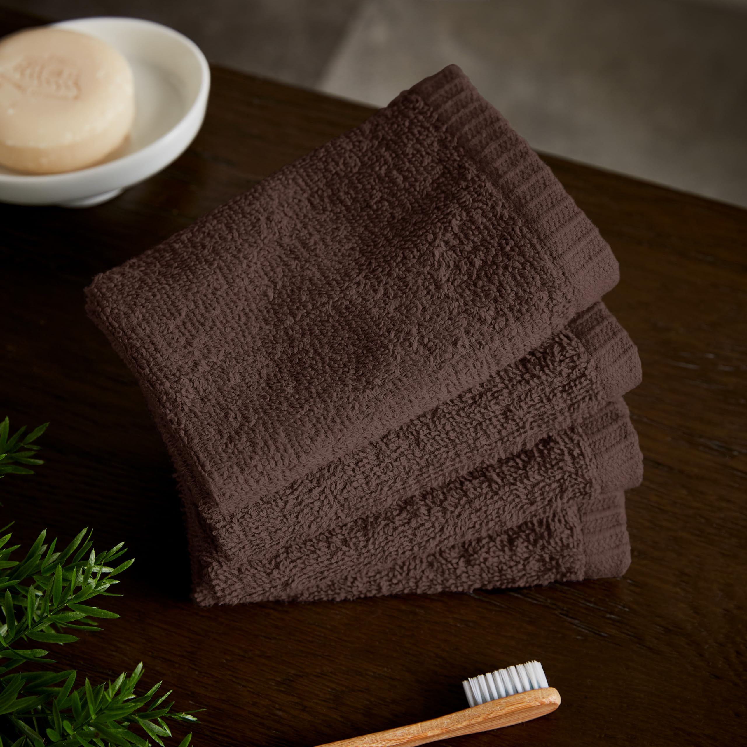Catherine Lansfield Quick Dry Cotton 30x30 cm 4 Pack Face Cloths Chocolate โ image 1