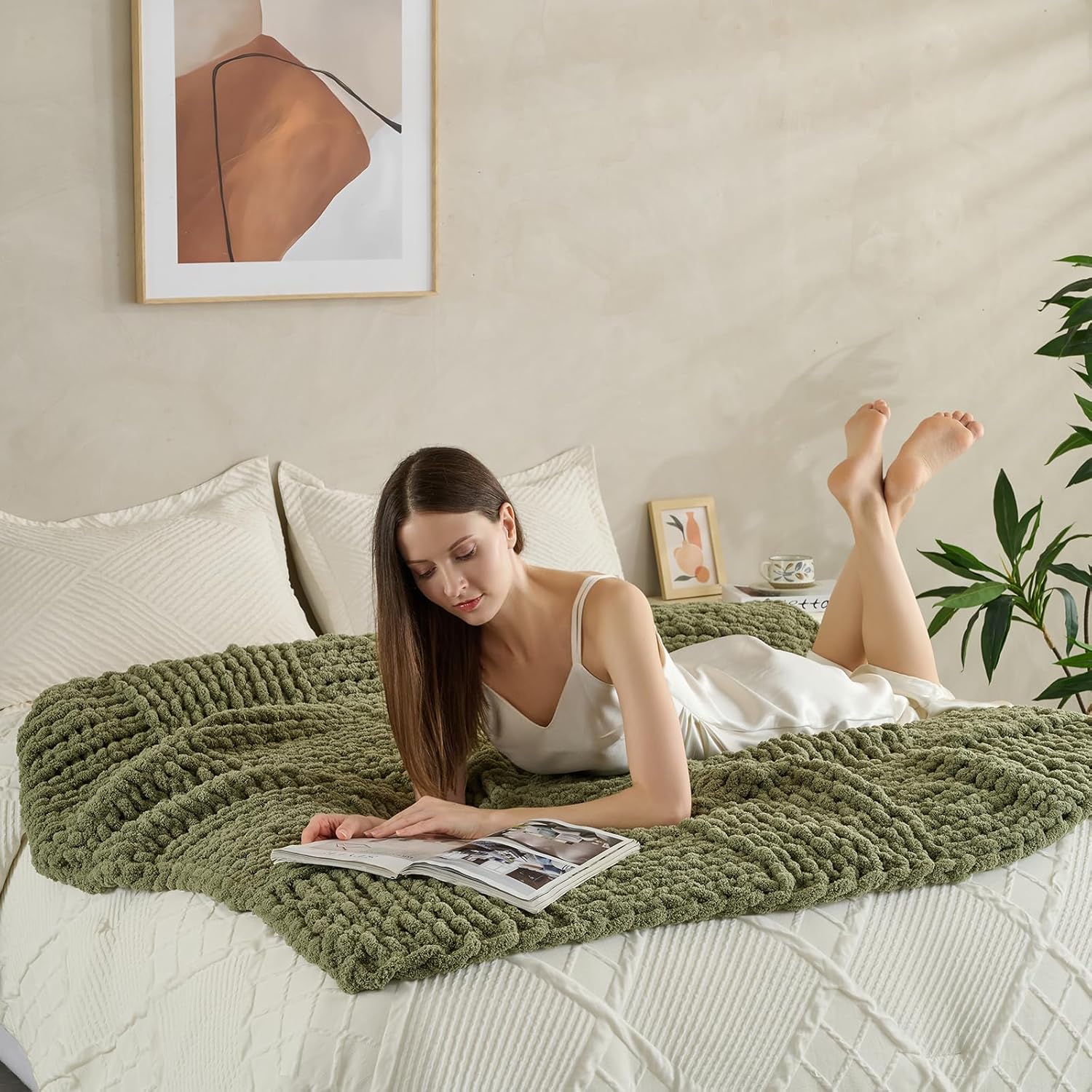Soft Knitted Throw Blanket - 50x60 Inch Cozy & Lightweight All-Season Blanket, Wrinkle-Resistant Polyester for Couch, Bed, Sofa, Reading Nook (Green)