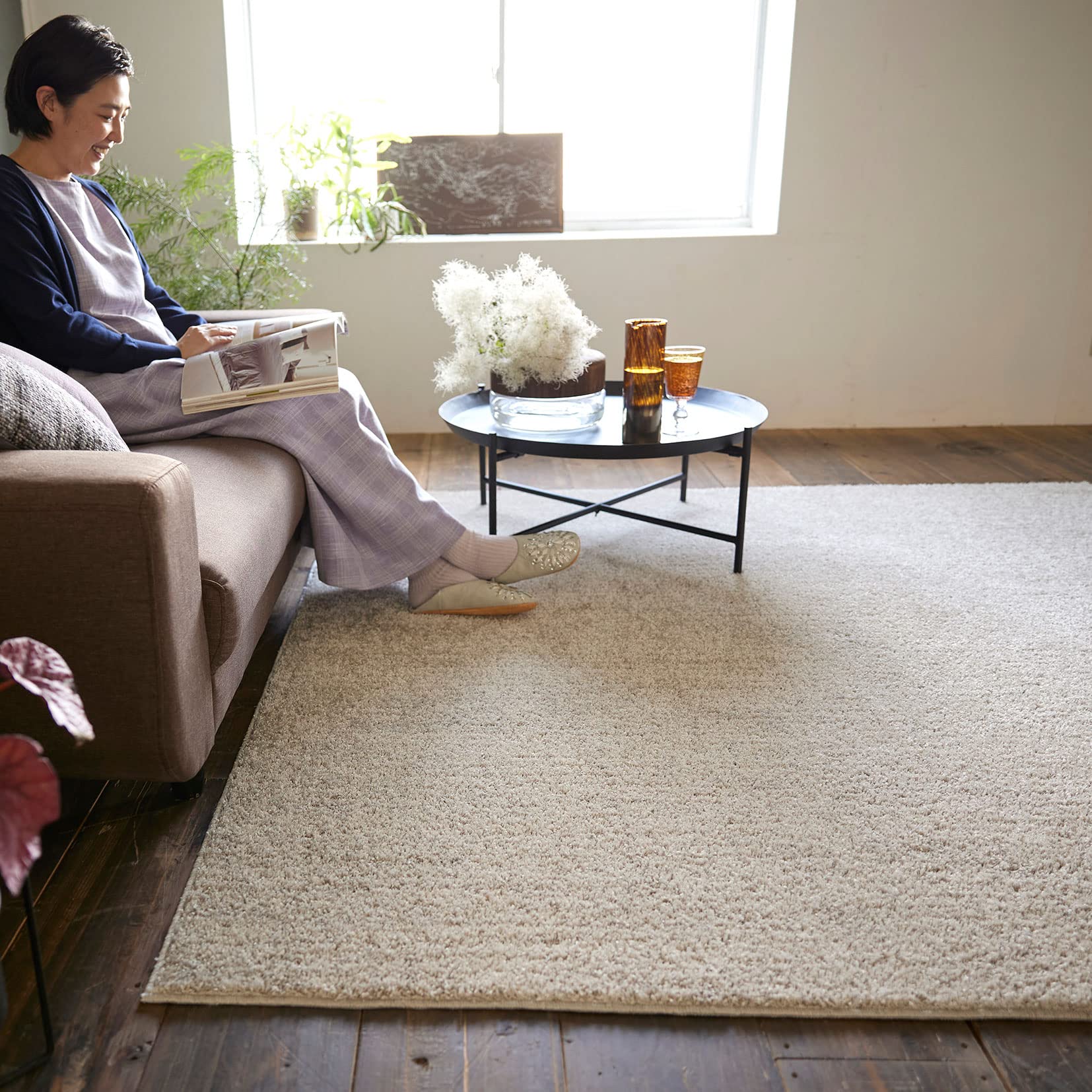 Amazon|スミノエ(Suminoe) ラグ アイボリー 190×240cm 洗える Amazon|スミノエ(Suminoe) ラグ アイボリー 190×240cm 洗える