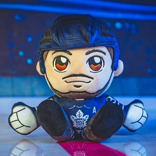 Miniatura 4 de Bleacher Creatures Toronto Maple Leafs Auston Matthews - Peluche de 8 pulgadas de la NHL Kuricha sentado  Superestrella de la NHL inspirada en Chibi