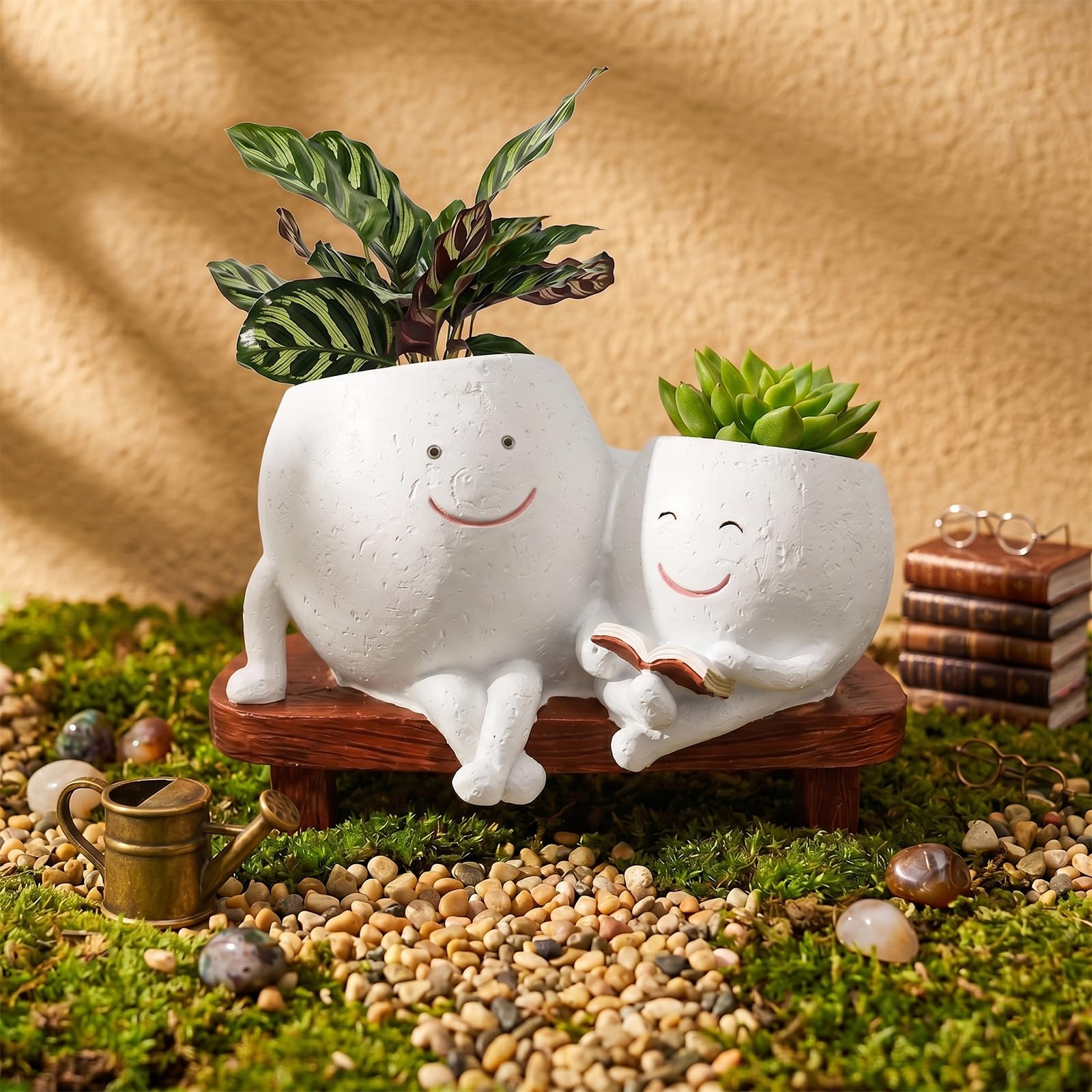JORCEDI Cute Resin Planter Cute Smiley Face Planter Pot for Plants with Drainage Hole Modern Lady Head Succulent Pot for Indoor Outdoor Decor for Cactus Herbs Small Plants (White)