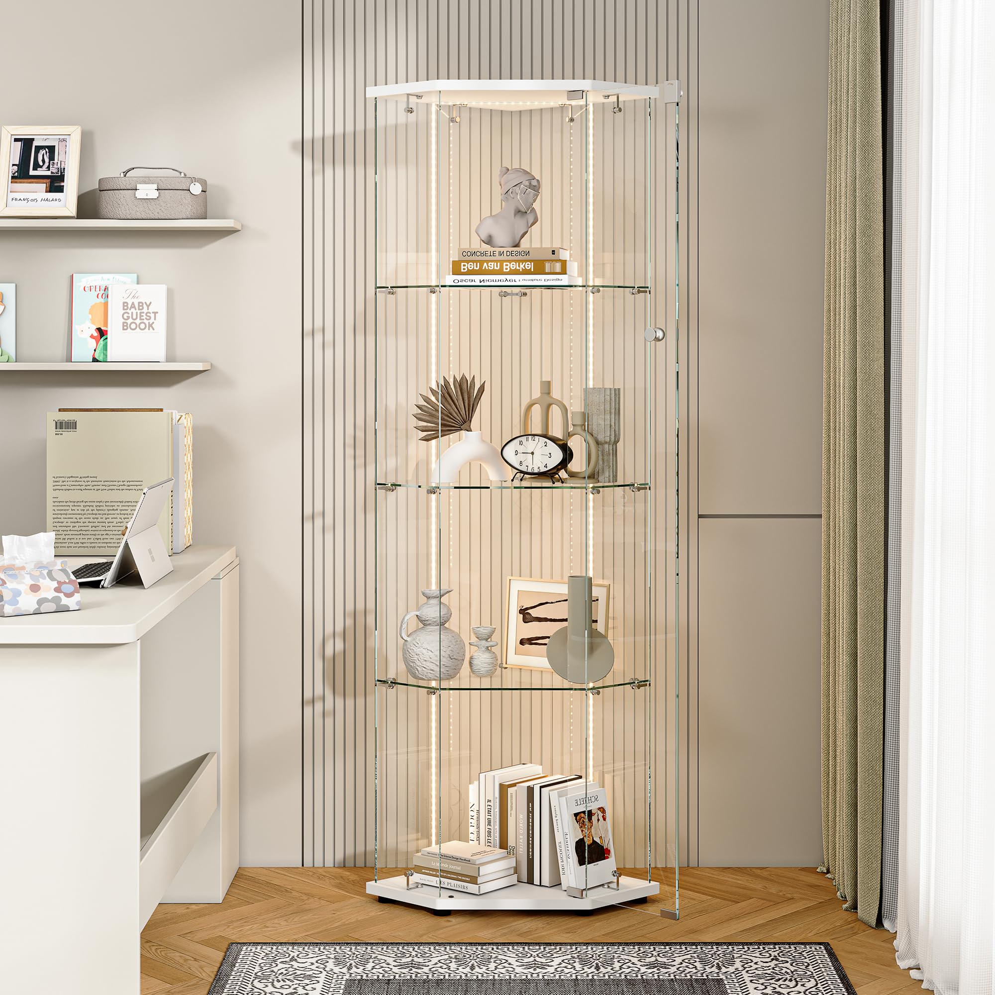 Vetrina angolare in vetro, vetrina su base in vetro LED, 4 ripiani 1 anta con porta, mobile vetrina in vetro con porta e serratura armadio vetrine a cinque angoli 162 x 60 x 35 cm (1 porta 4 strati