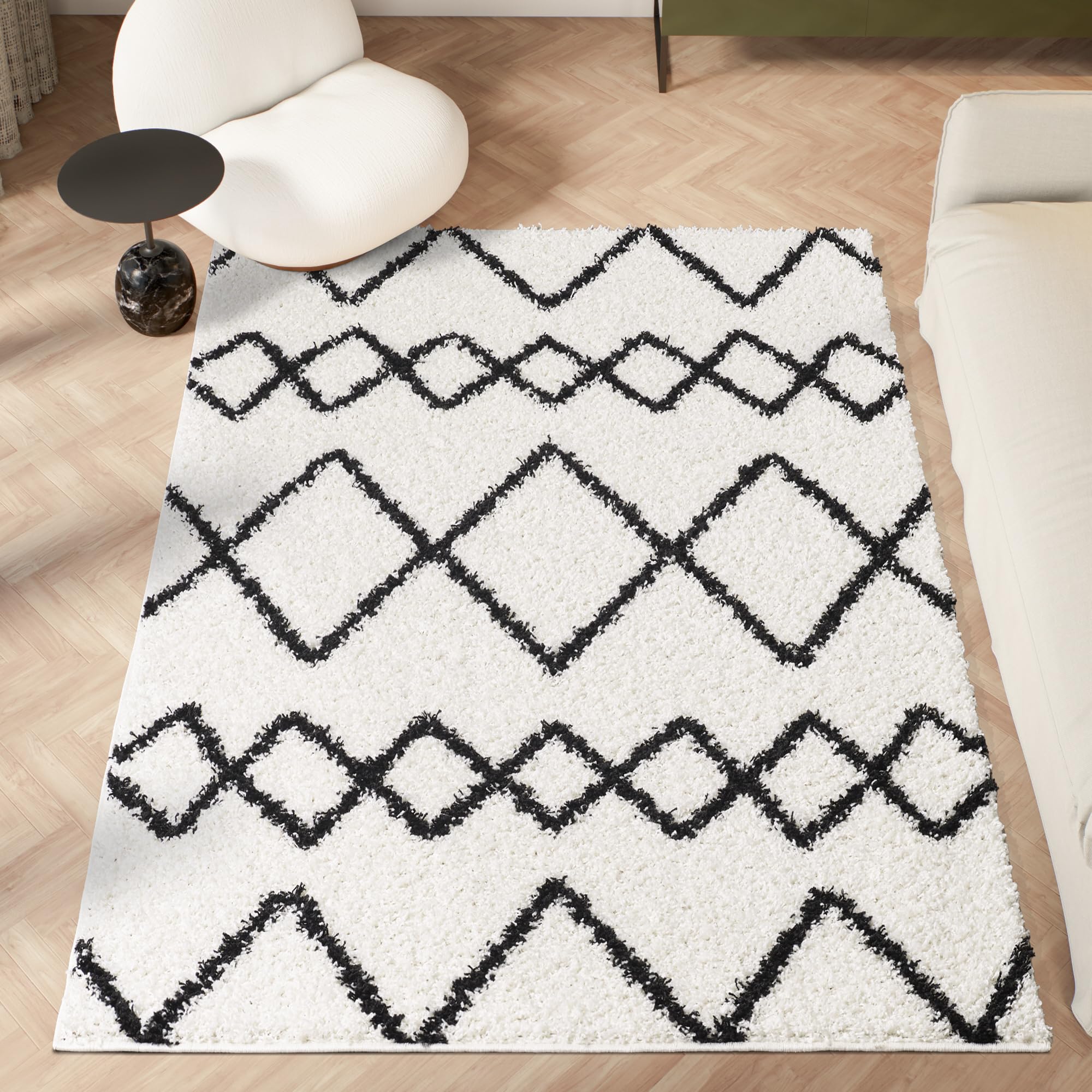 homeartArea Rug - Super Soft Geometric Shaggy Rugs For The Living Rooms, Bedrooms And Kitchen - Modern, Easy To Clean Carpet(Herringbone White/Black Line - 160x230 cm)OEKO-TEX STANDARD 100