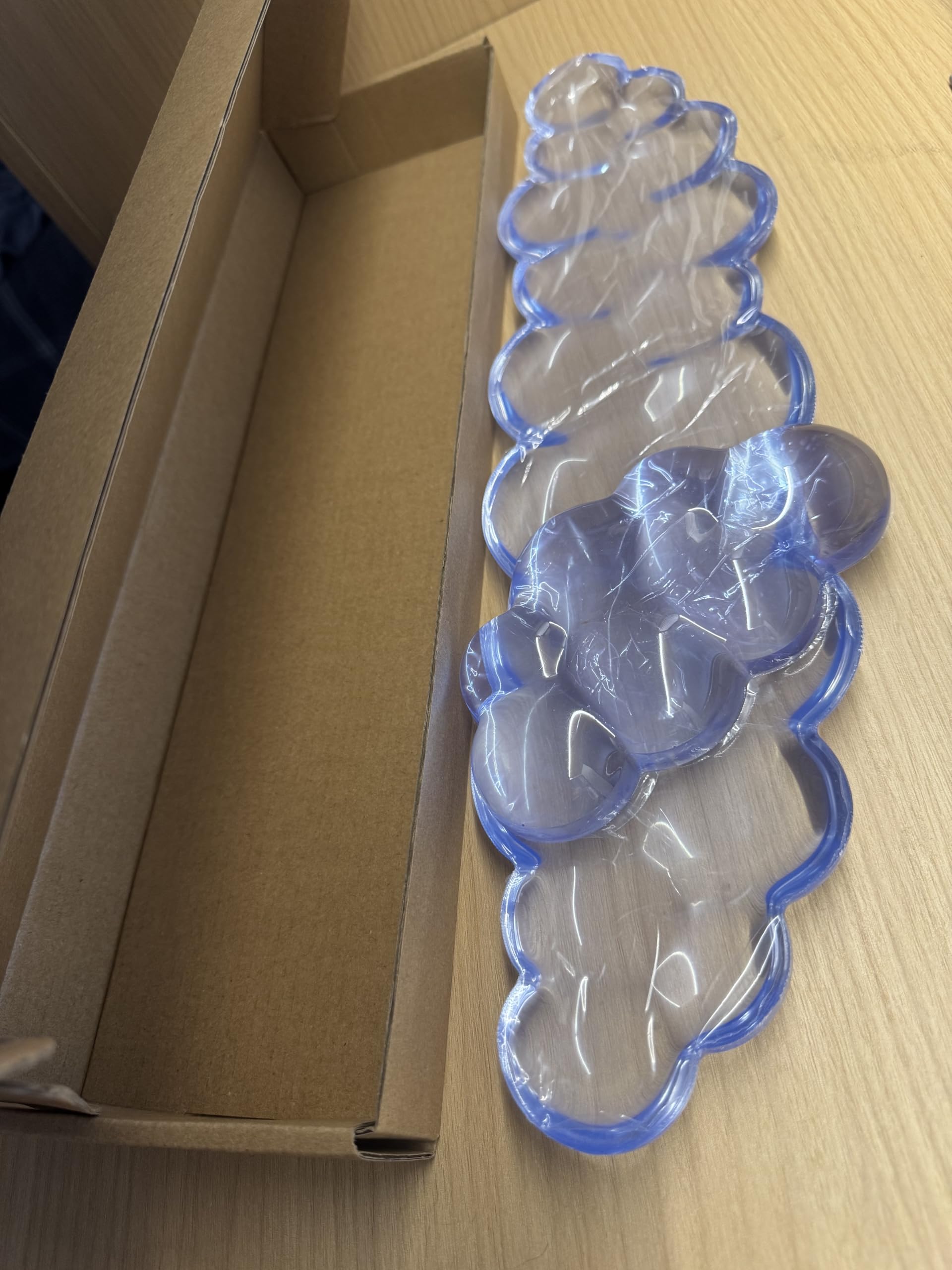 Juego de reposamuñecas de gel en forma de nube, silicona transparente con base de poliuretano, soporte para teclado y alfombrilla de mouse (azul claro)