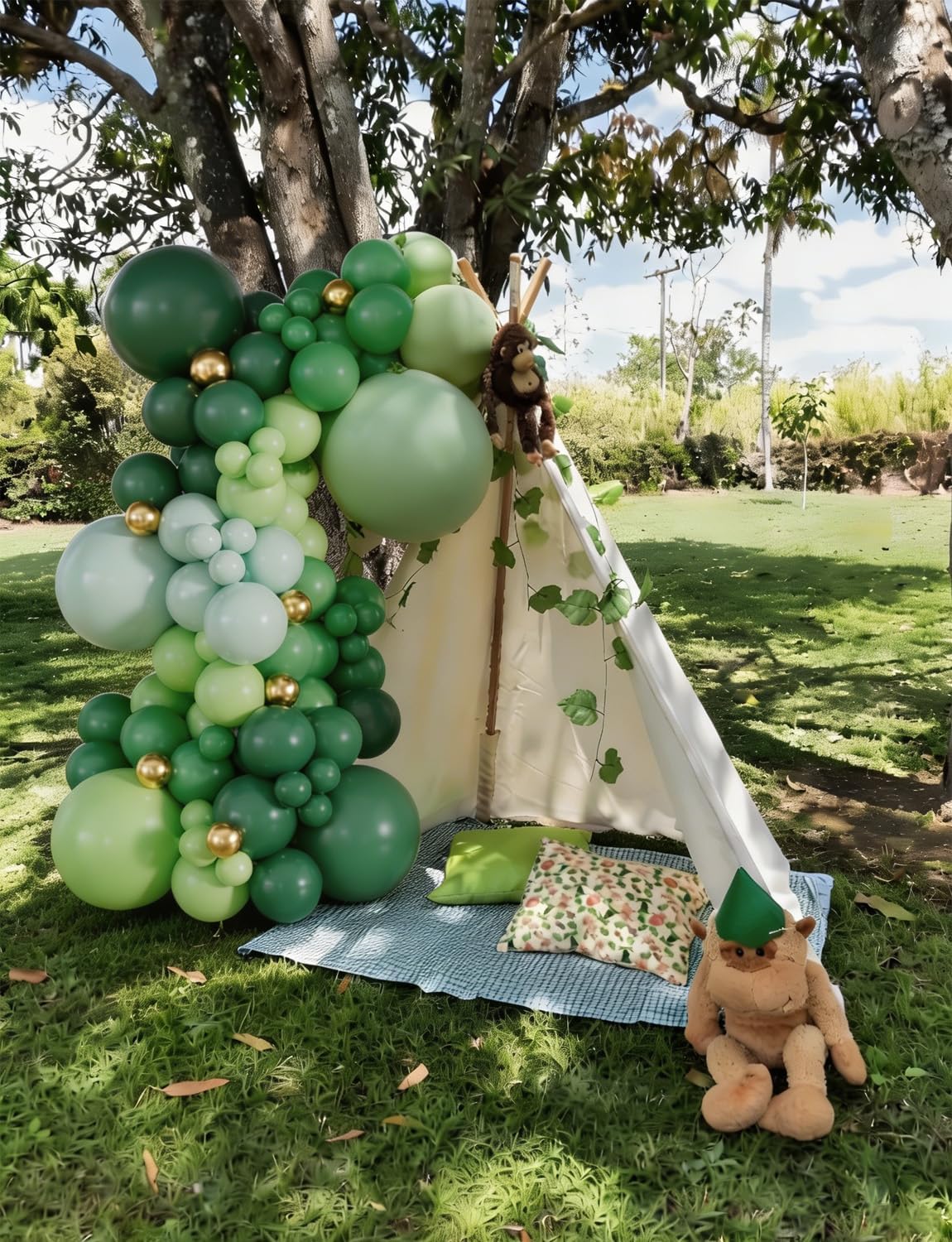 Green and Gold Balloon Arch Kit, 131 Pcs, Birthday Party Decor image 5