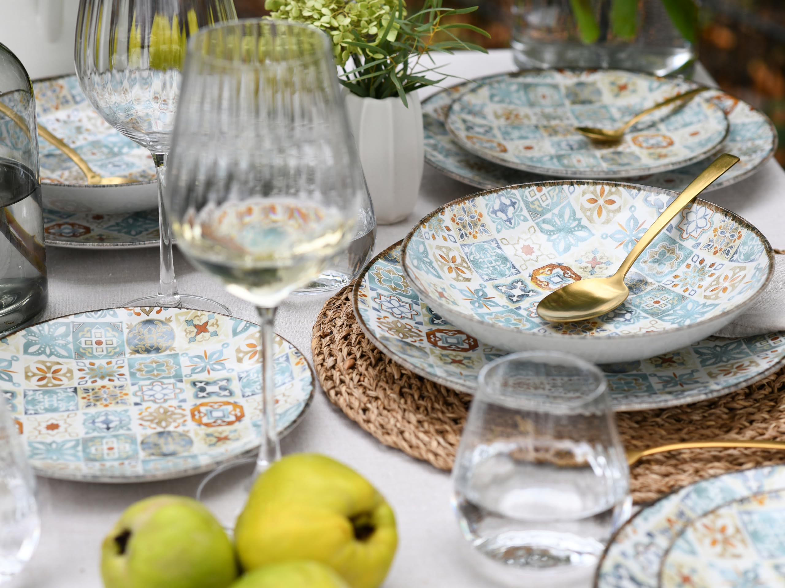 CreaTable, 24157, Serie Mosaik, 12-teiliges Geschirrset für 4 Personen, Teller Set aus Steinzeug, spülmaschinen- und mikrowellengeeignet, Made in Europe