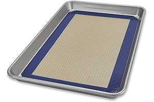 USA Pan Quarter Sheet Pan and Silicone Mat Set