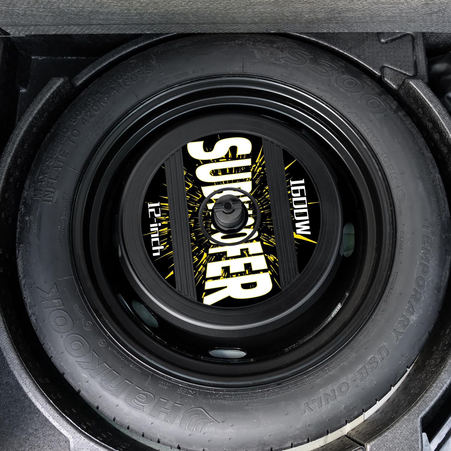 Subwoofer attivo da 30,5 cm, potenza 1600 W, subwoofer per auto Plug & Play con telecomando, appositamente progettato per pneumatici di scorta, amplificatore audio per bassi profondi, facile