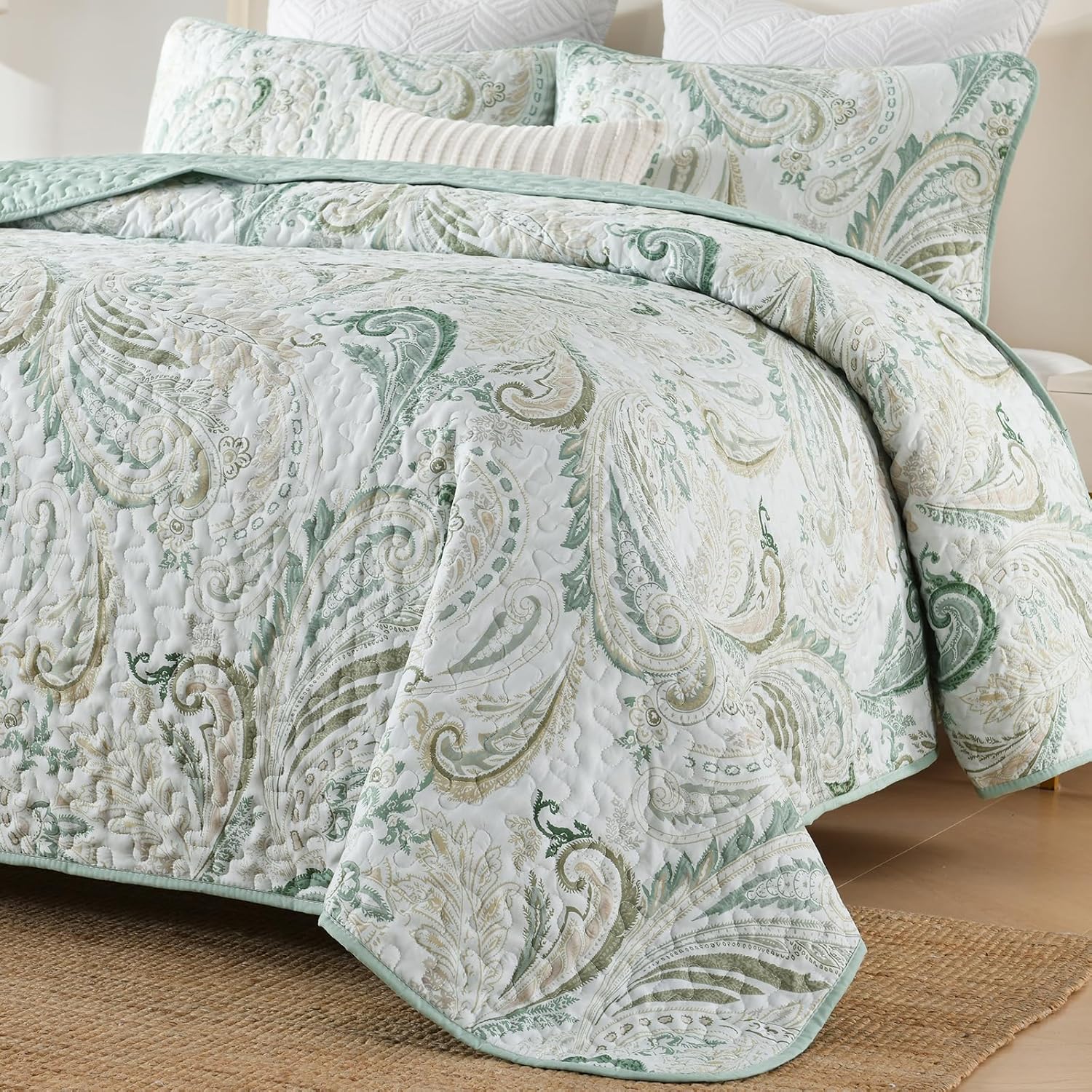 WONGS BEDDING Boho Quilt Set Queen,Sage Green Paisley Floral Pattern Bedspread Coverlet Set with 2 Pillowcases,Lightweight Microfiber Bohemian Quilt Bedding Set 96"×90" - Image 5