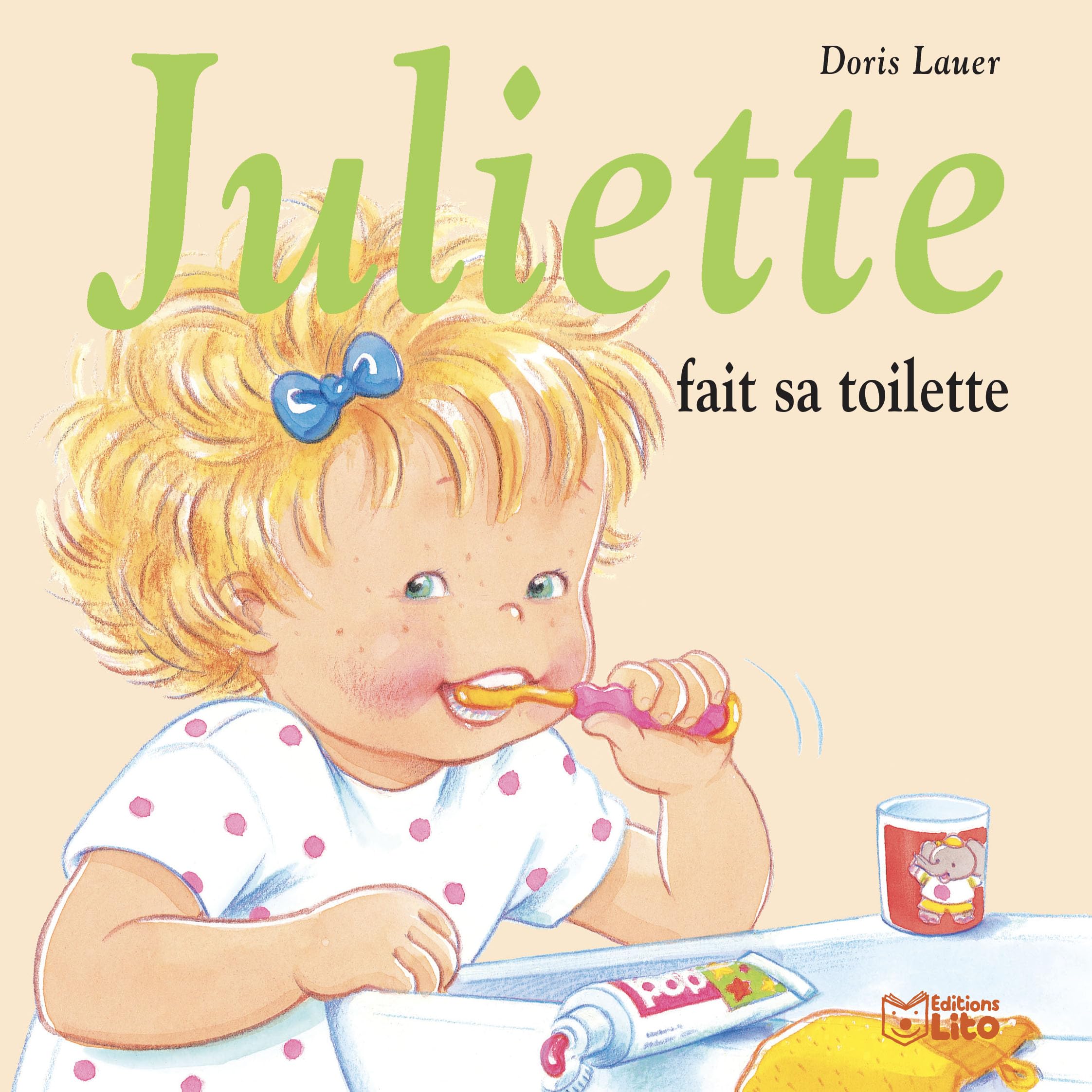 JULIETTE FAIT SA TOILETTE
