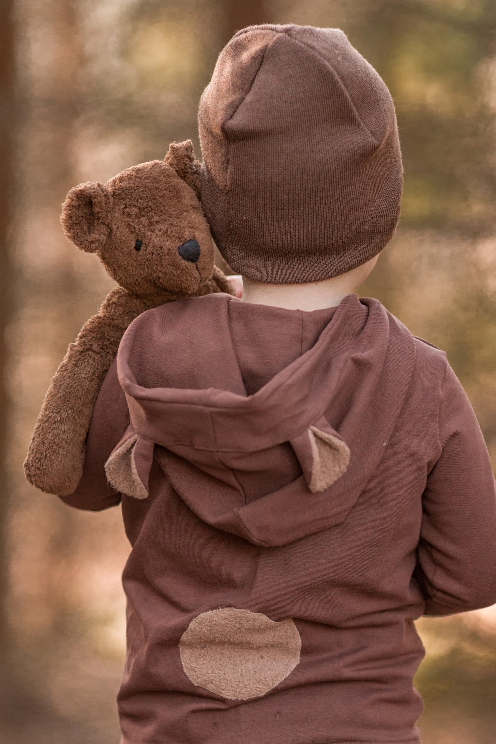 SENGER Schlenker Bär, groß – Kuscheltier & Stofftier aus Bio-Baumwolle, handgefertigt, GOTS-Zertifiziert, weicher Kuschelfreund für Babys und Kinder, Braun