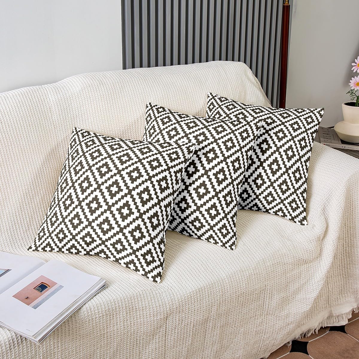 Loussiesd Set di 4 federe per cuscini quadrate geometriche reversibili per bambini, 45,7 x 45,7 cm, per decorazioni, decorazioni per la casa, arte moderna, nero e bianco